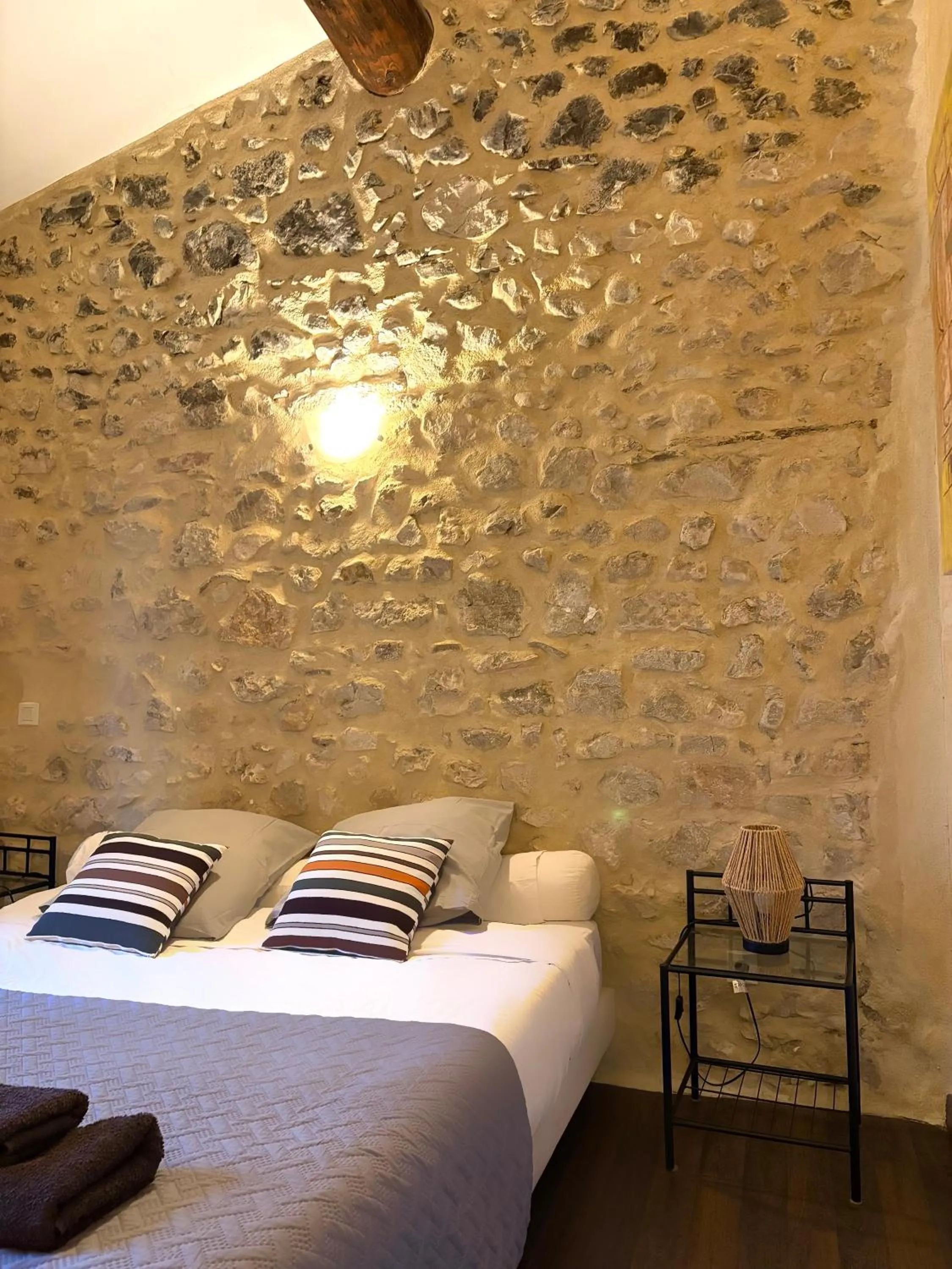 Logis Hotel Restaurant L'Esquielle