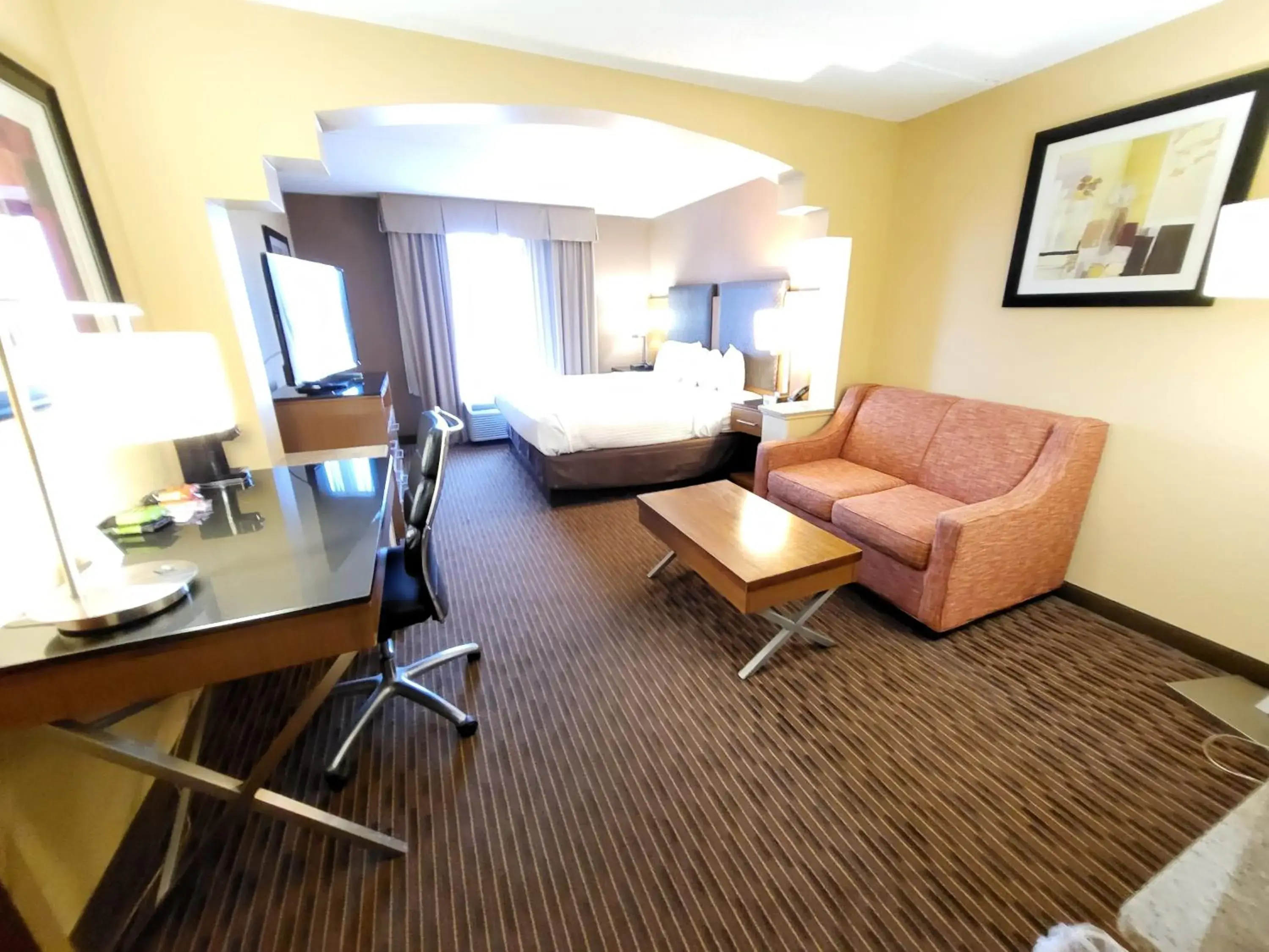 King Suite - Non-Smoking in Wingate by Wyndham Greensboro-Coliseum King Suite - Non-Smoking in Wingate by Wyndham Greensboro-Coliseum