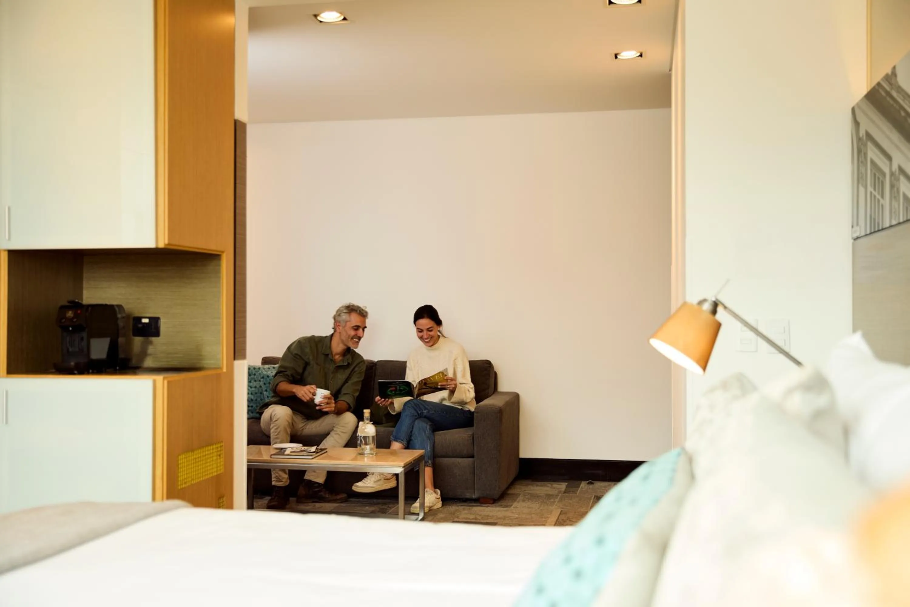 Living room, Bed in EK Hotel By Preferred Hotels Group