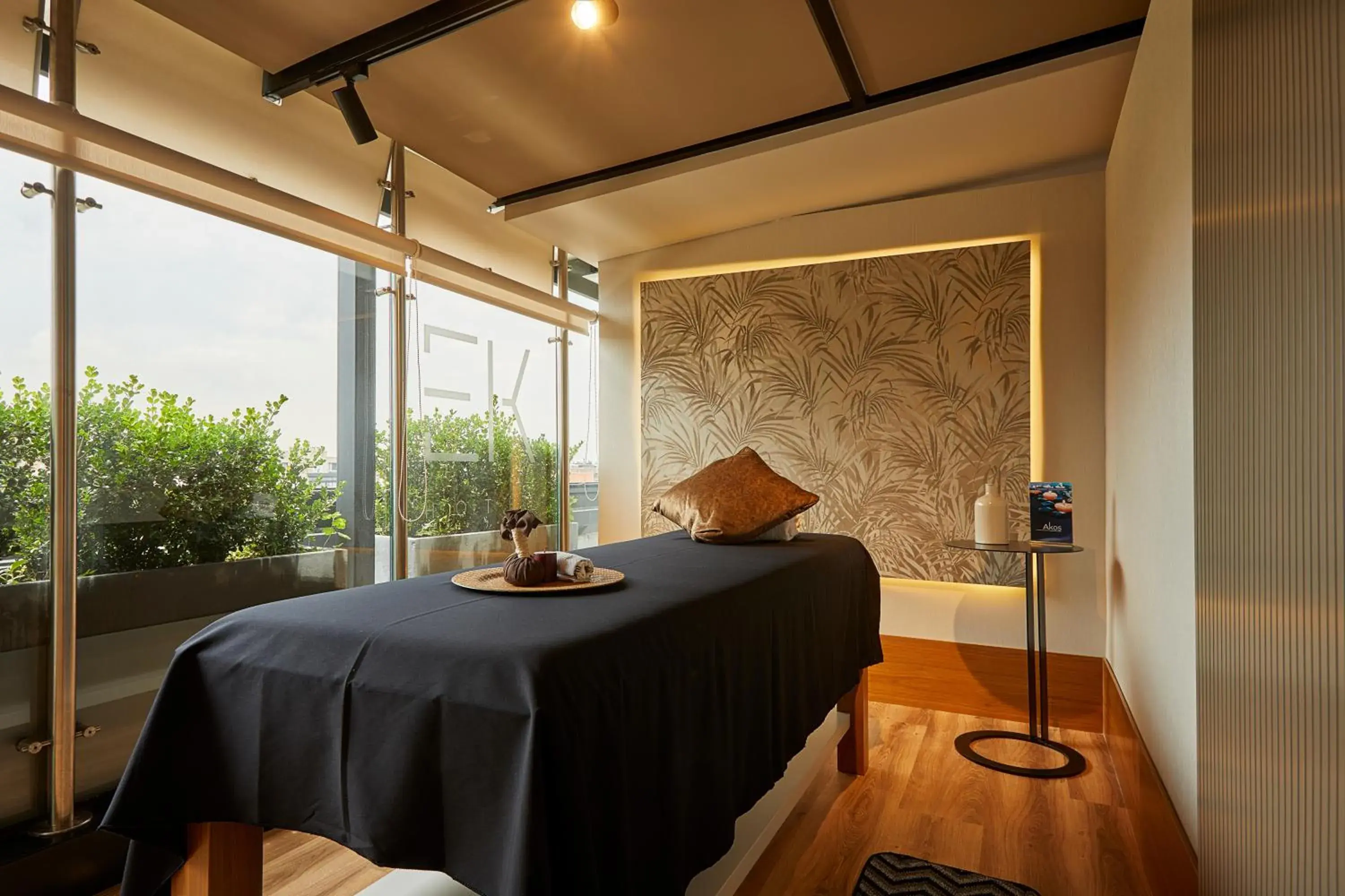 Spa and wellness centre/facilities, Bed in EK Hotel By Preferred Hotels Group Spa and wellness centre/facilities, Bed in EK Hotel By Preferred Hotels Group