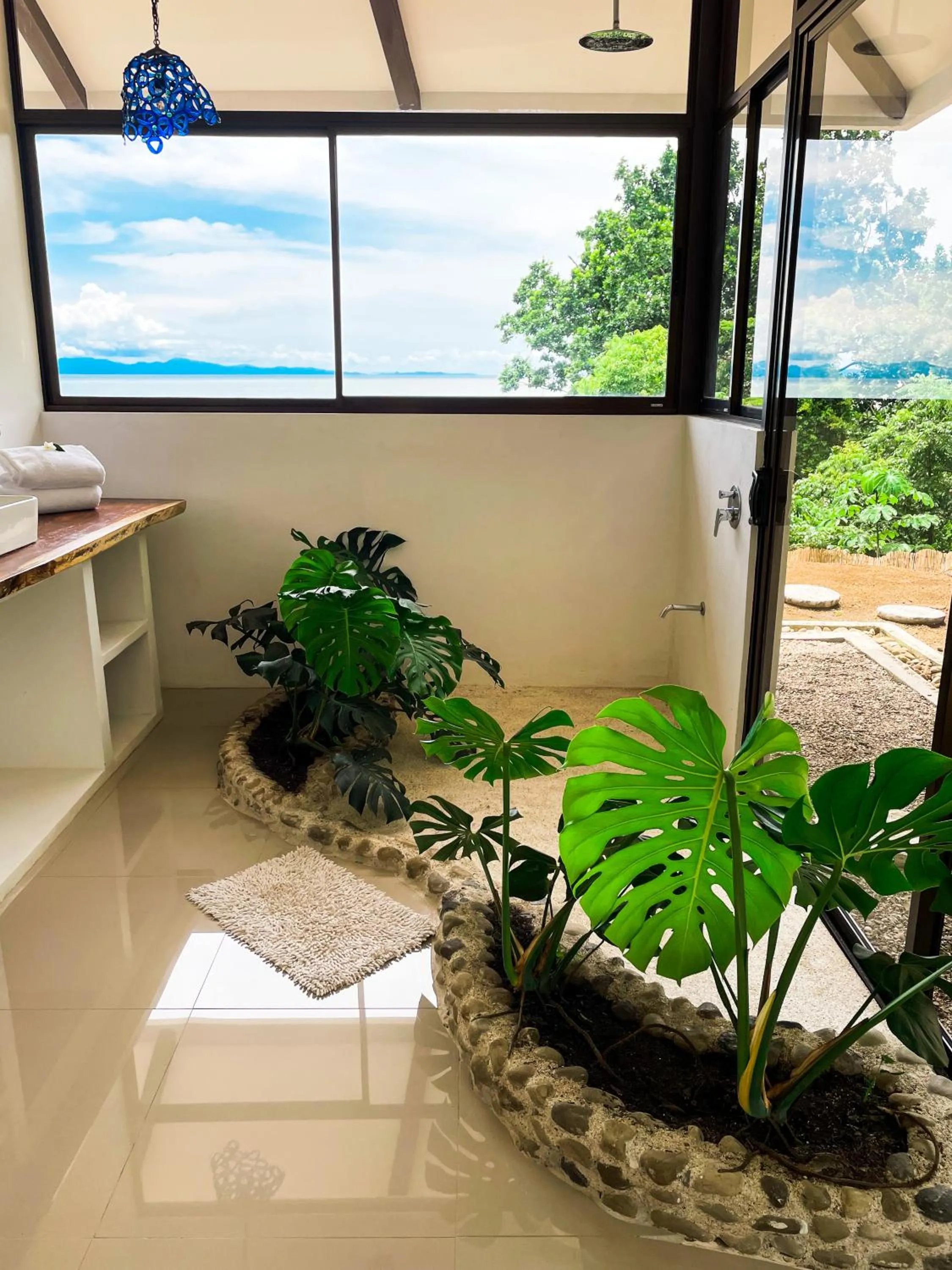 Bathroom in Akua Suites Ocean View