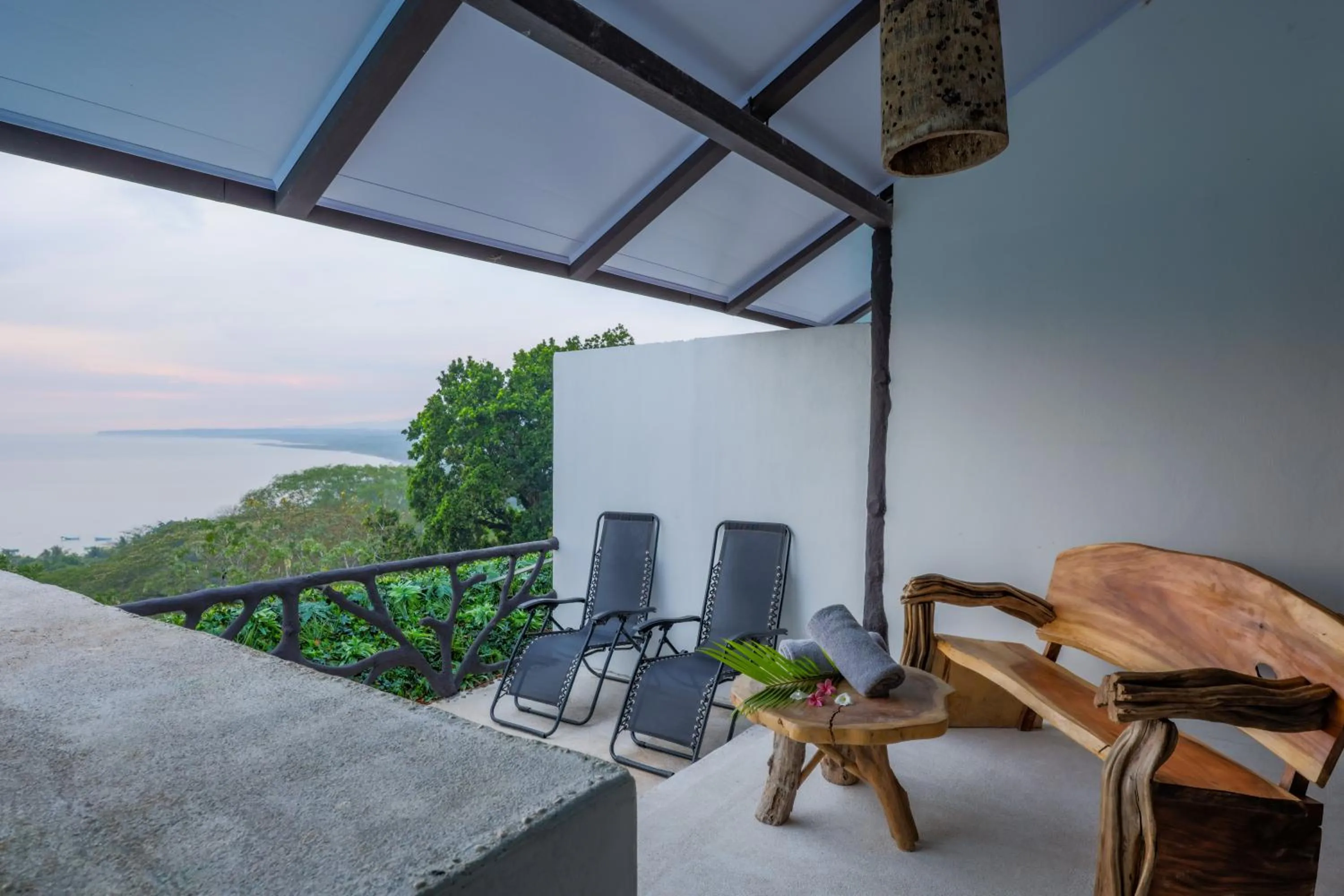 Akua Suites Ocean View