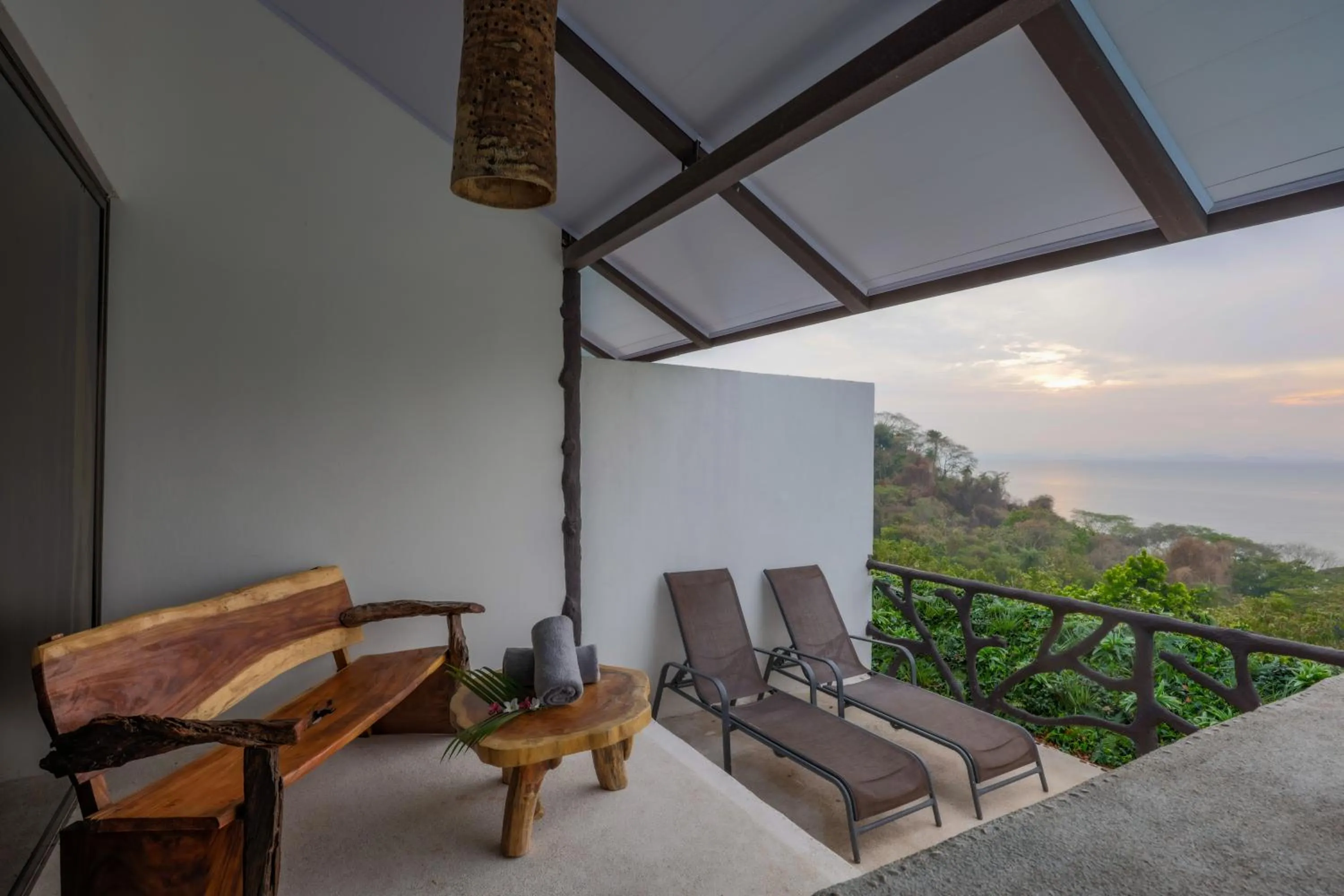 Akua Suites Ocean View