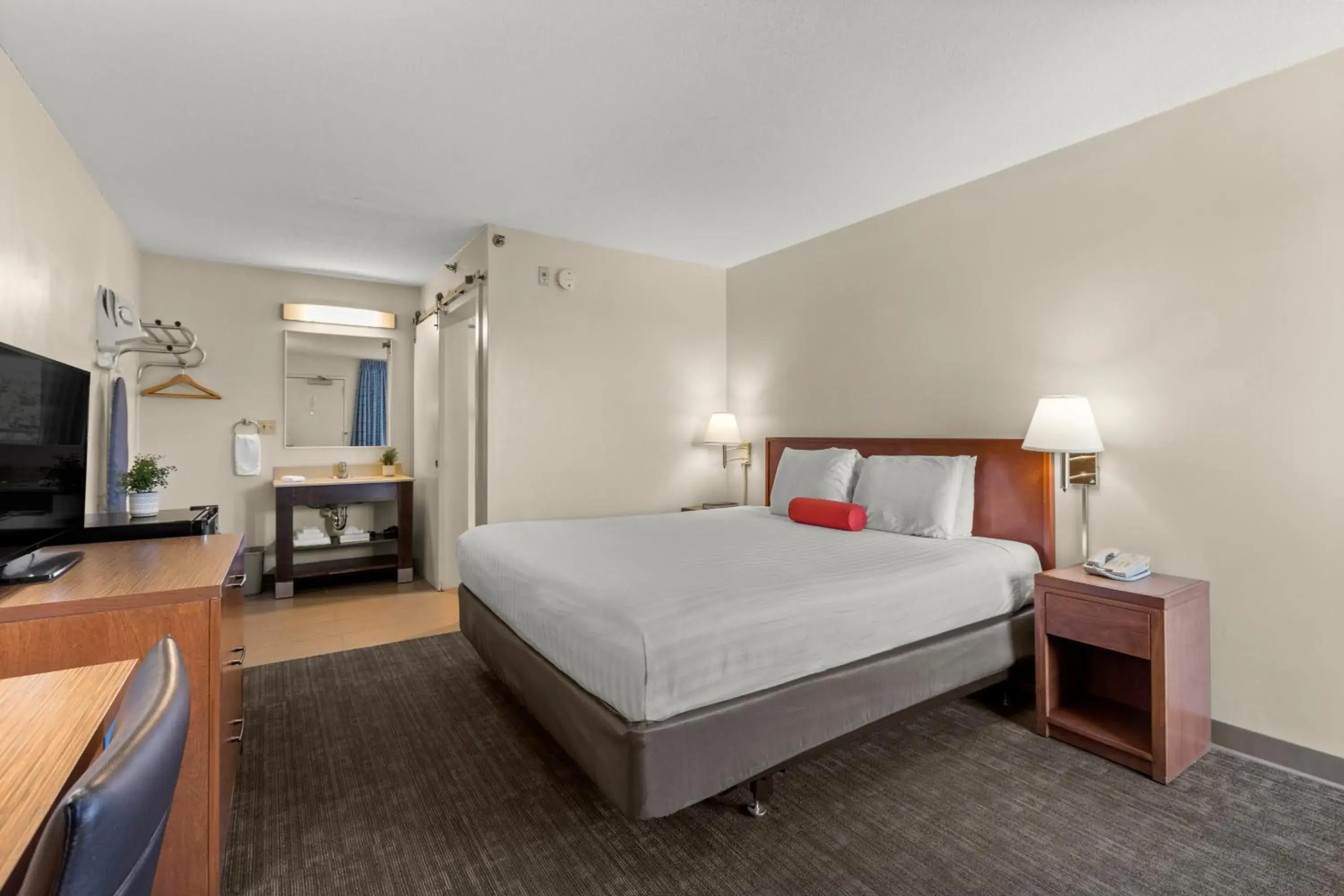 Photo of the whole room, Bed in Good Nite Inn Buena Park Photo of the whole room, Bed in Good Nite Inn Buena Park