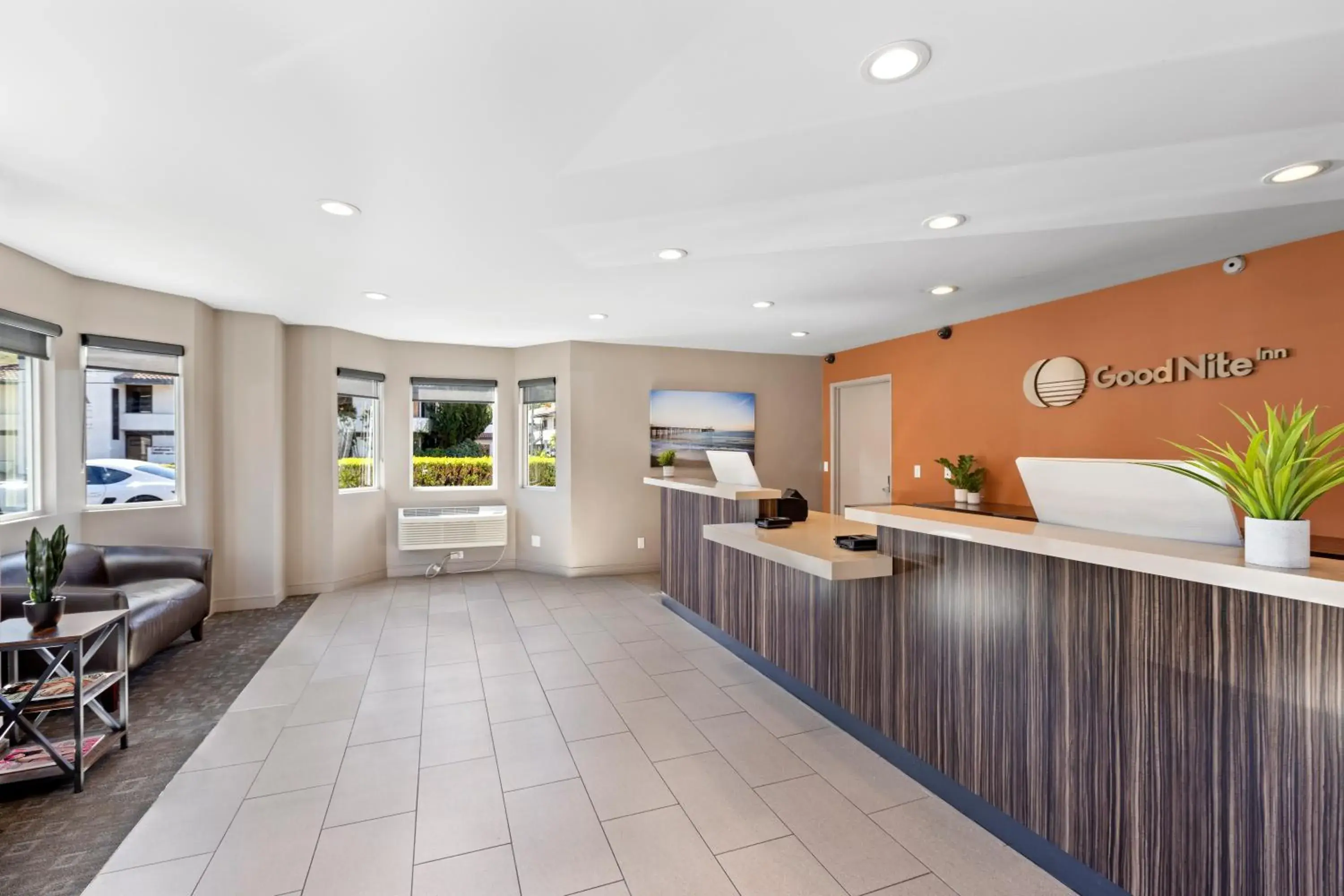 Lobby or reception in Good Nite Inn Calabasas Lobby or reception in Good Nite Inn Calabasas