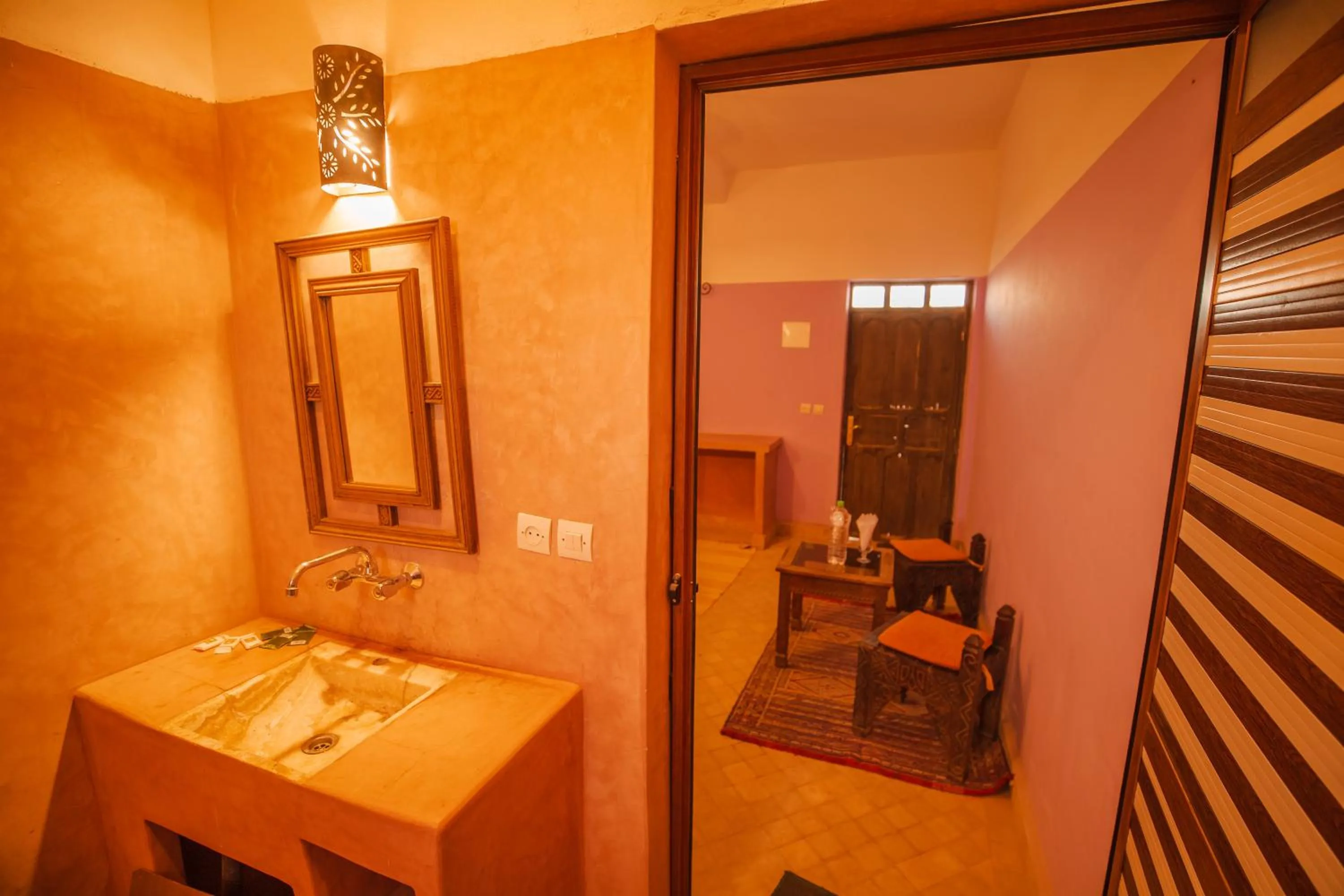 Bathroom in Takojt