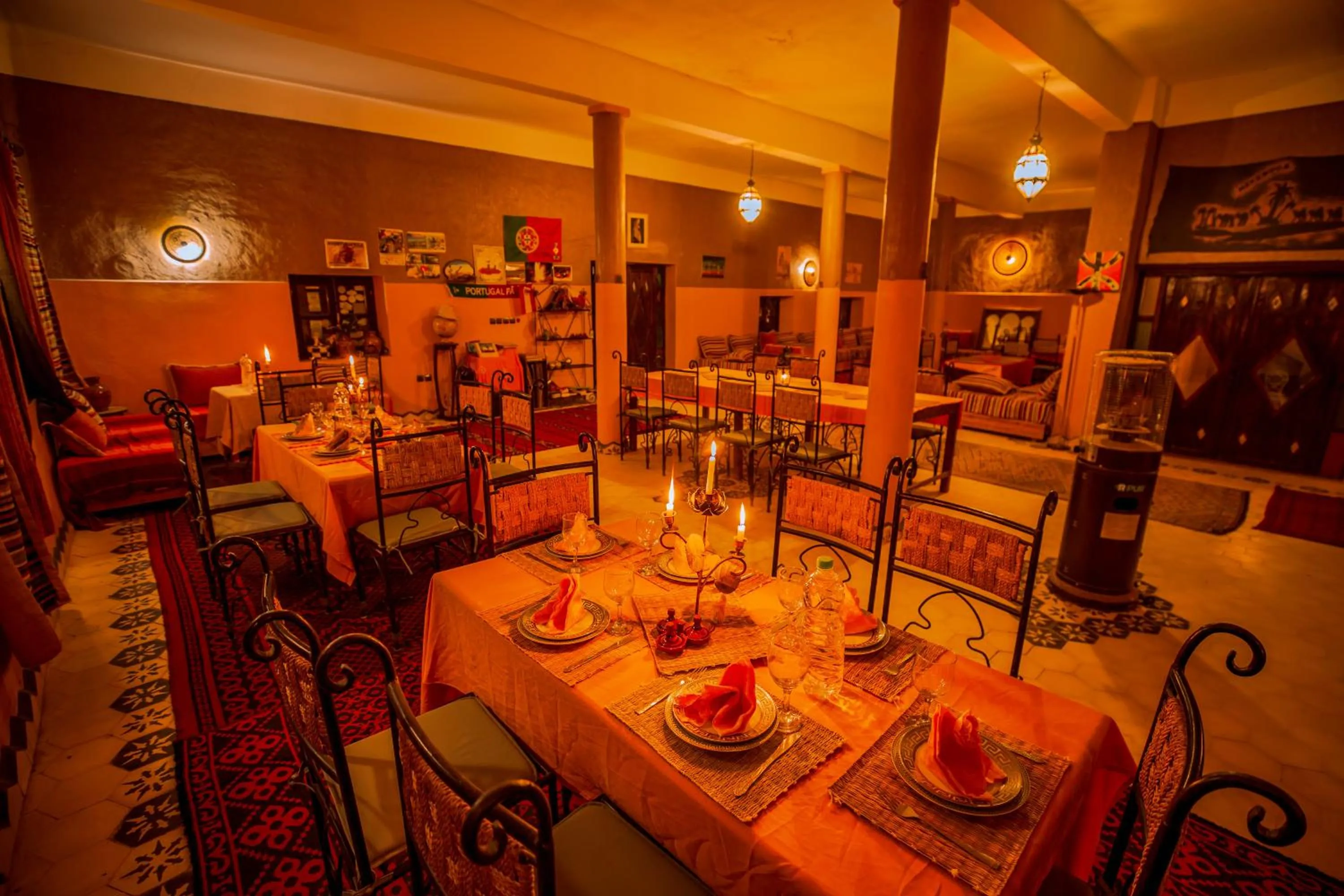 Restaurant/places to eat in Takojt