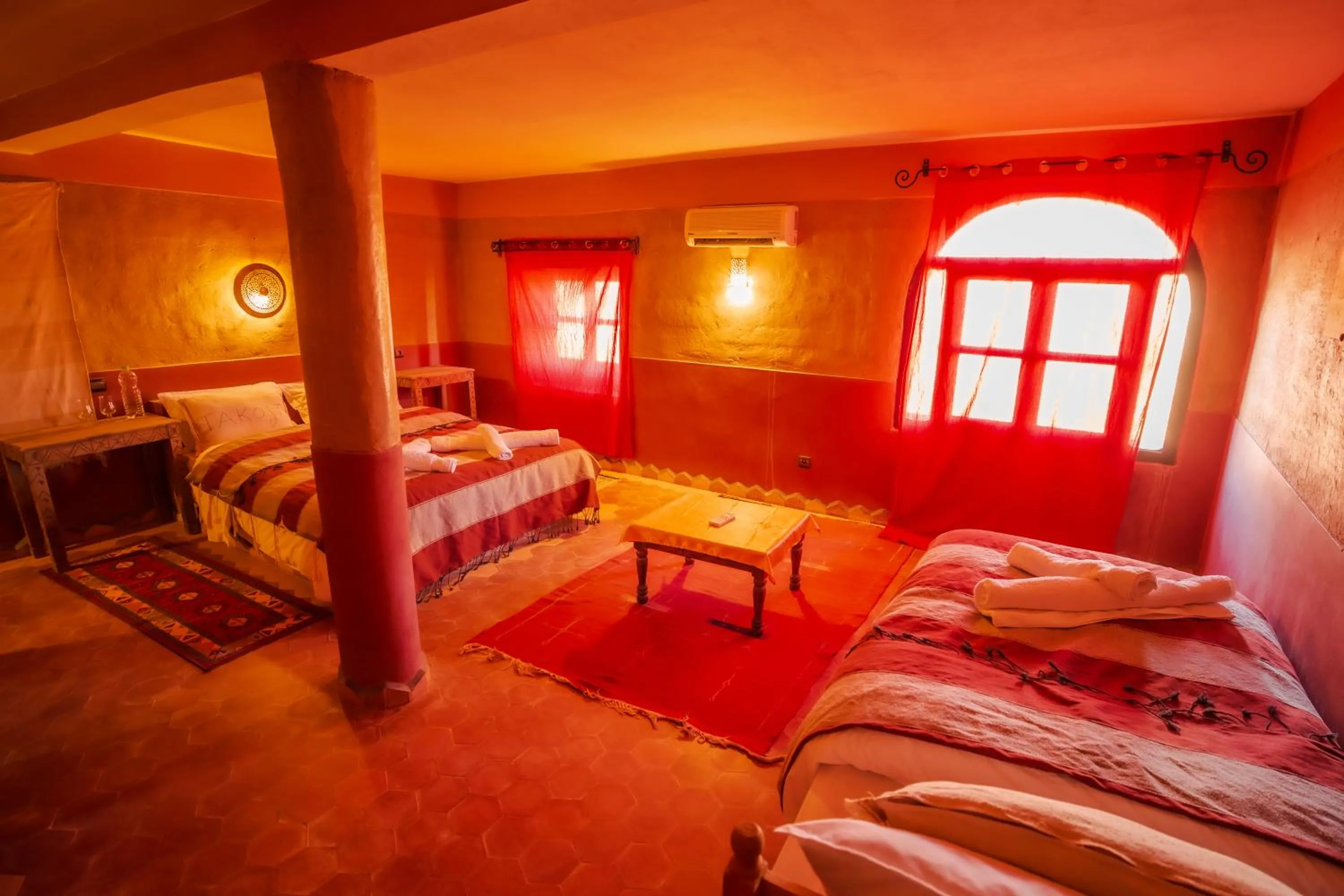 Bed in Takojt