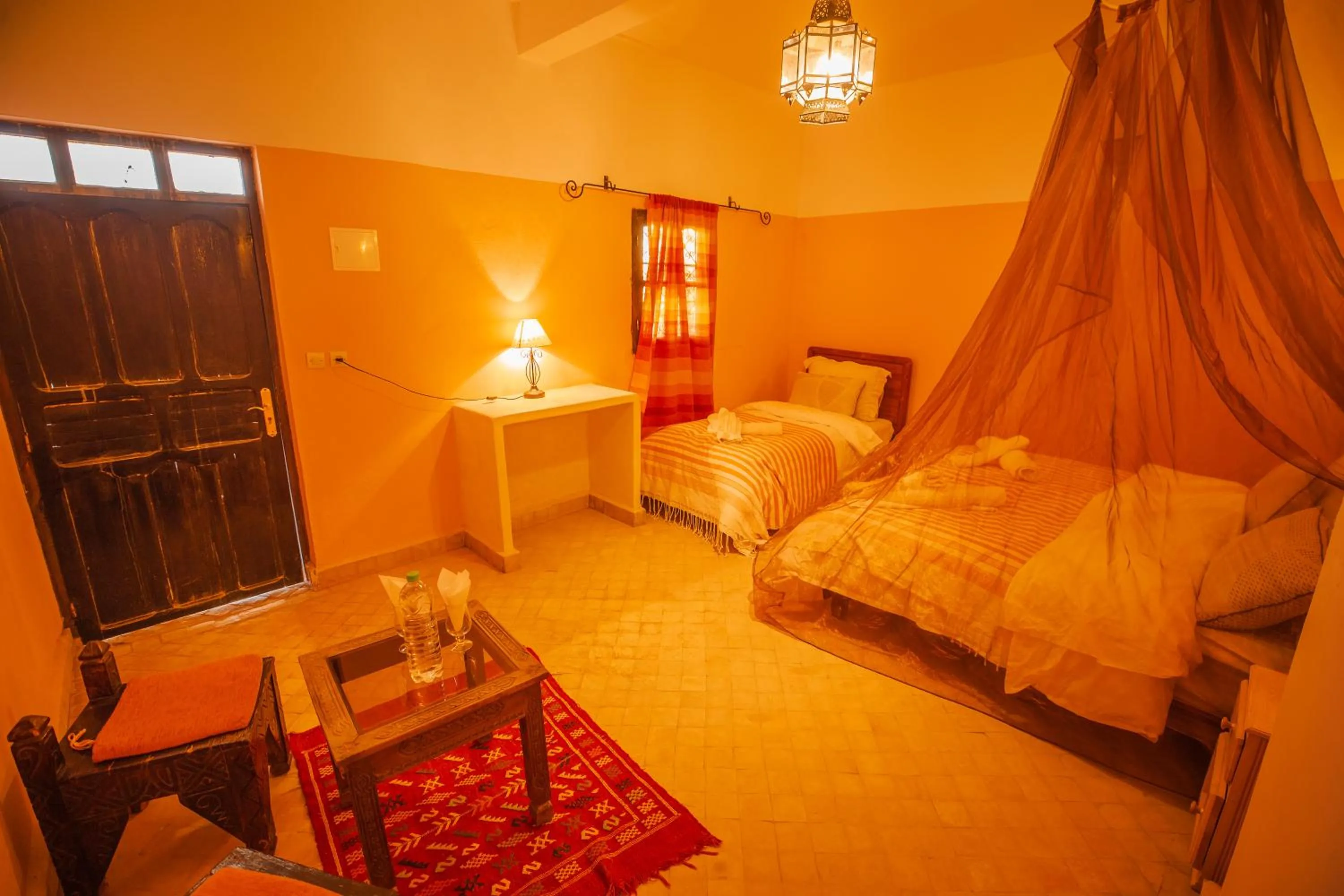 Bed in Takojt