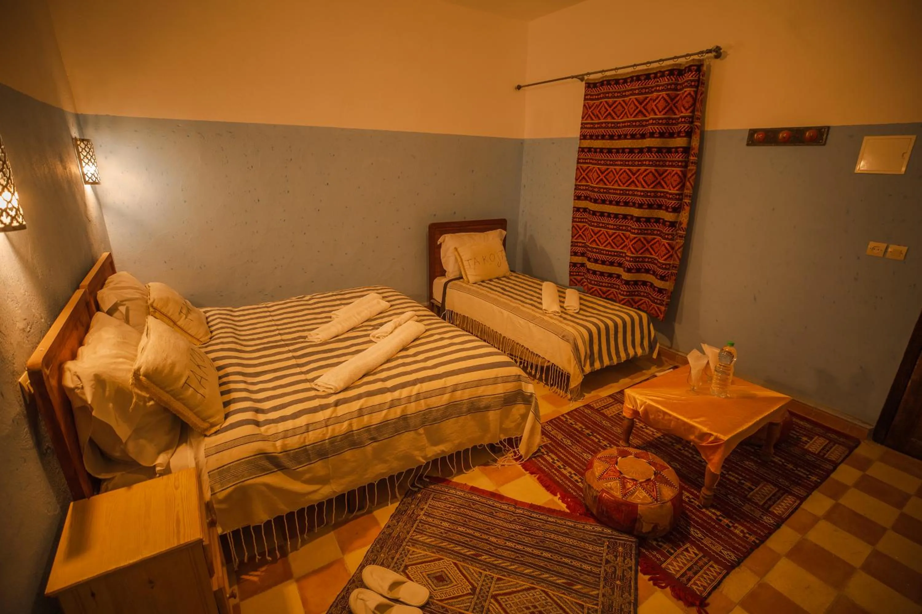 Bed in Takojt