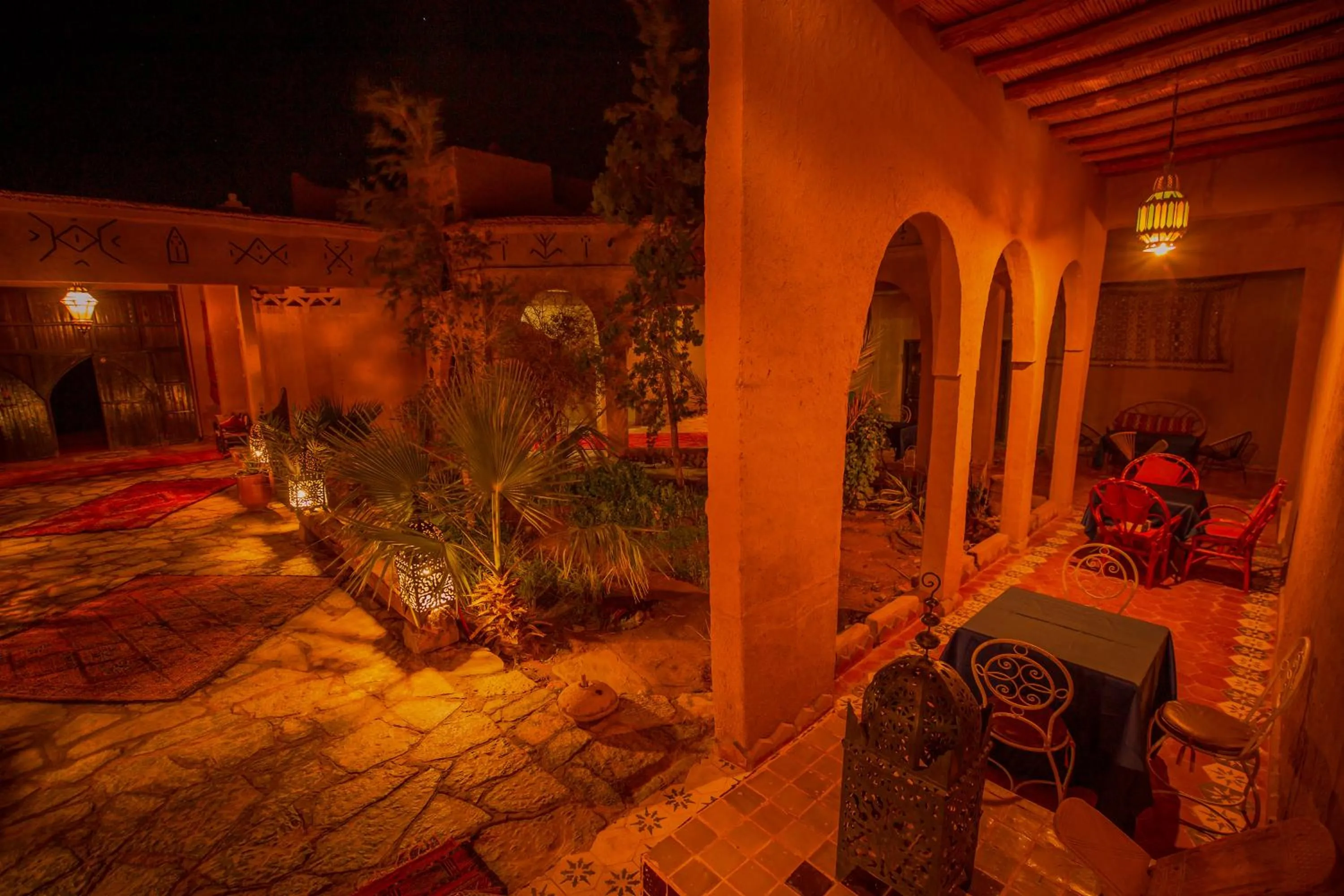 Patio in Takojt