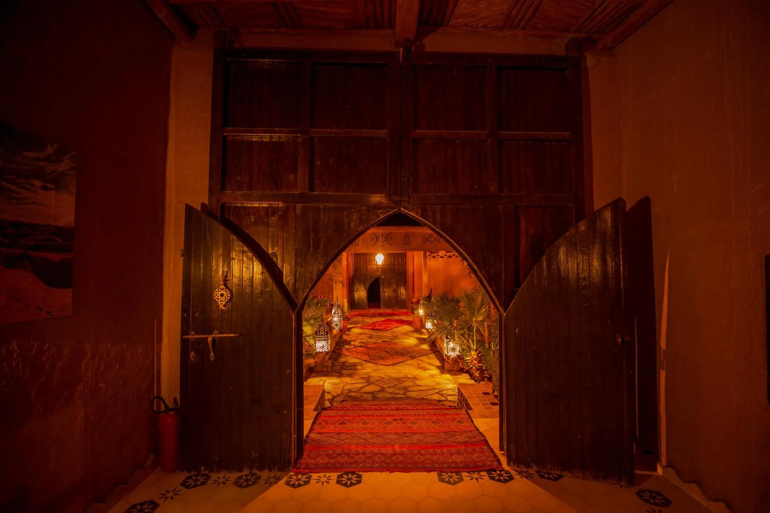 Patio, Bed in Takojt