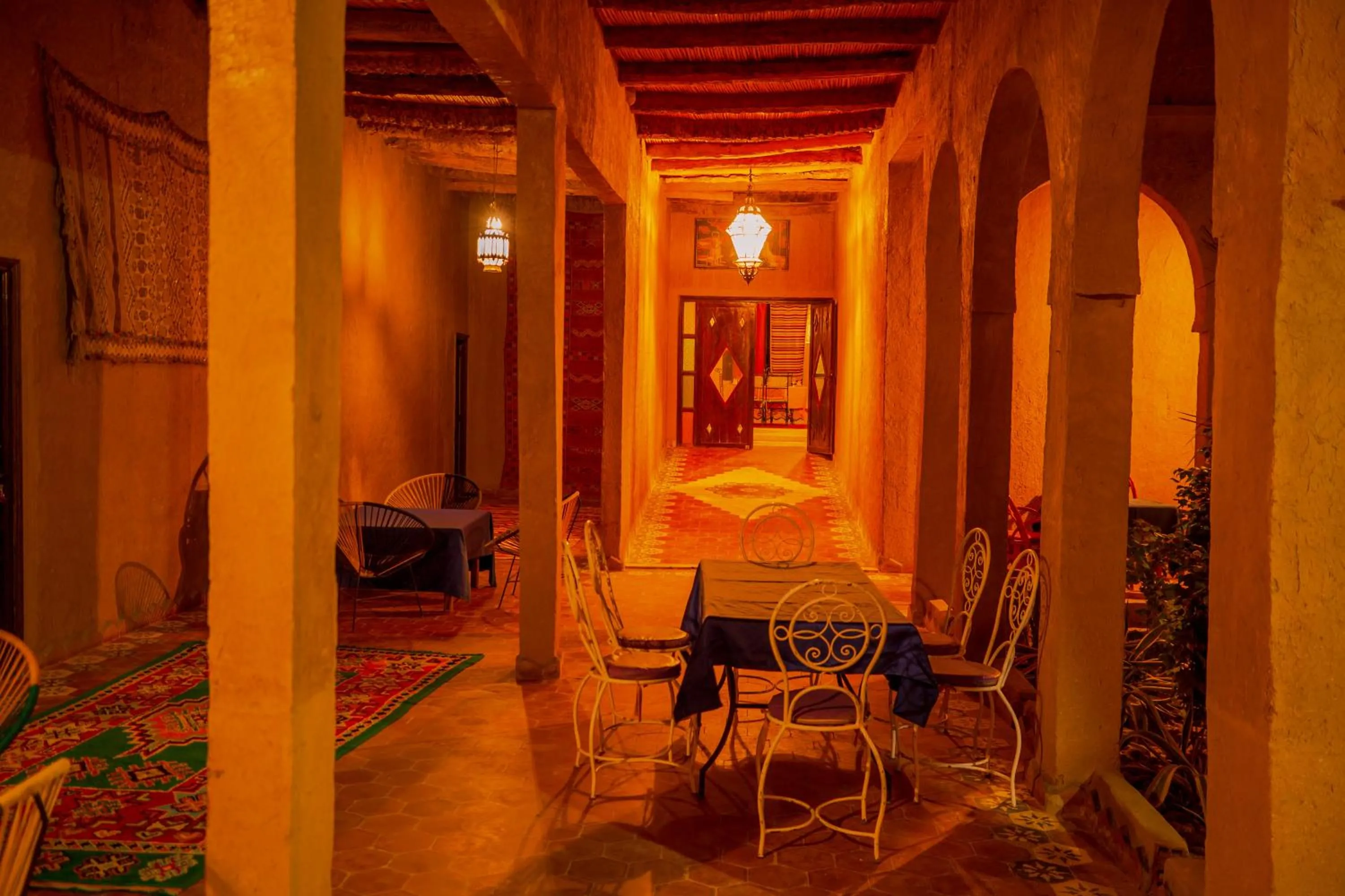 Patio in Takojt