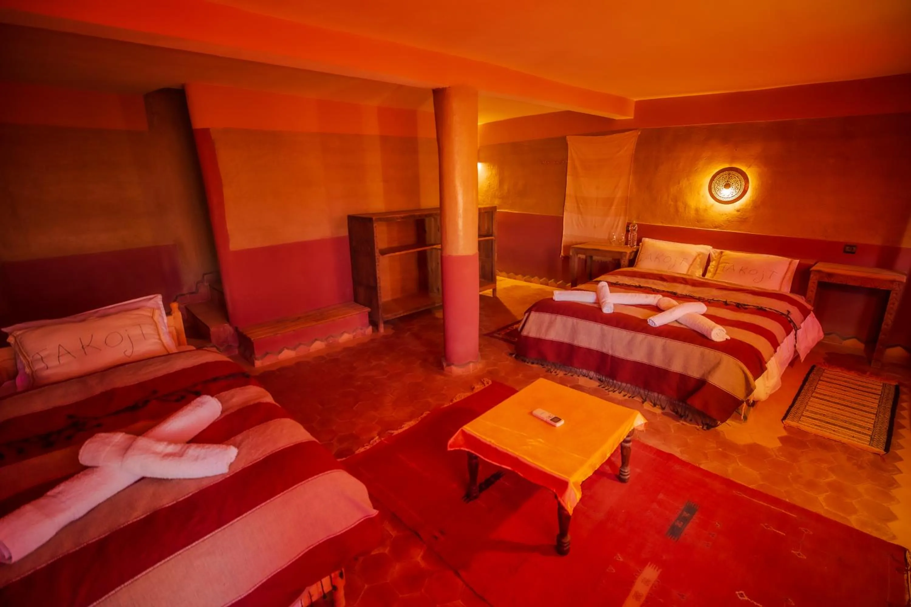 Bed in Takojt