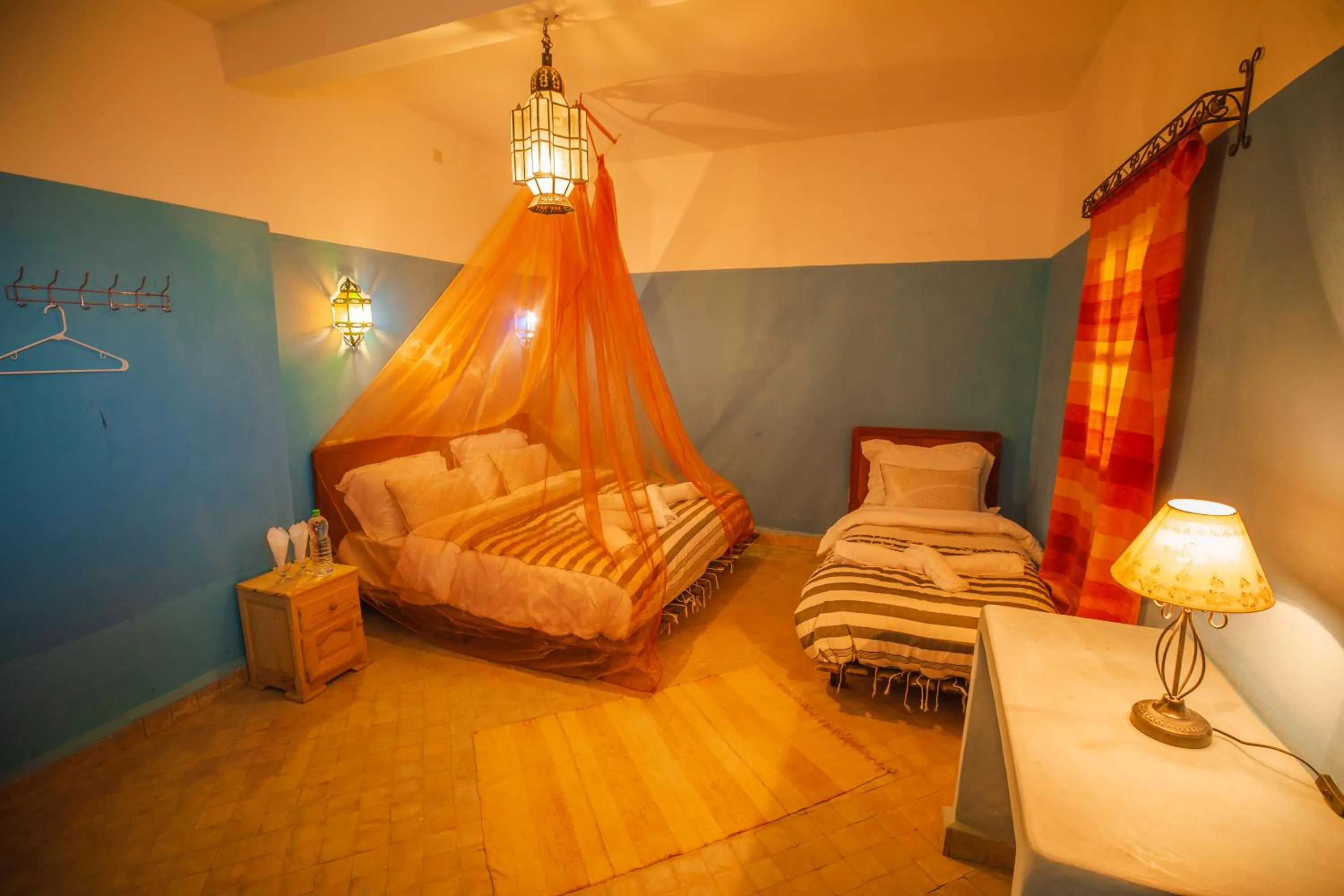 Bed in Takojt