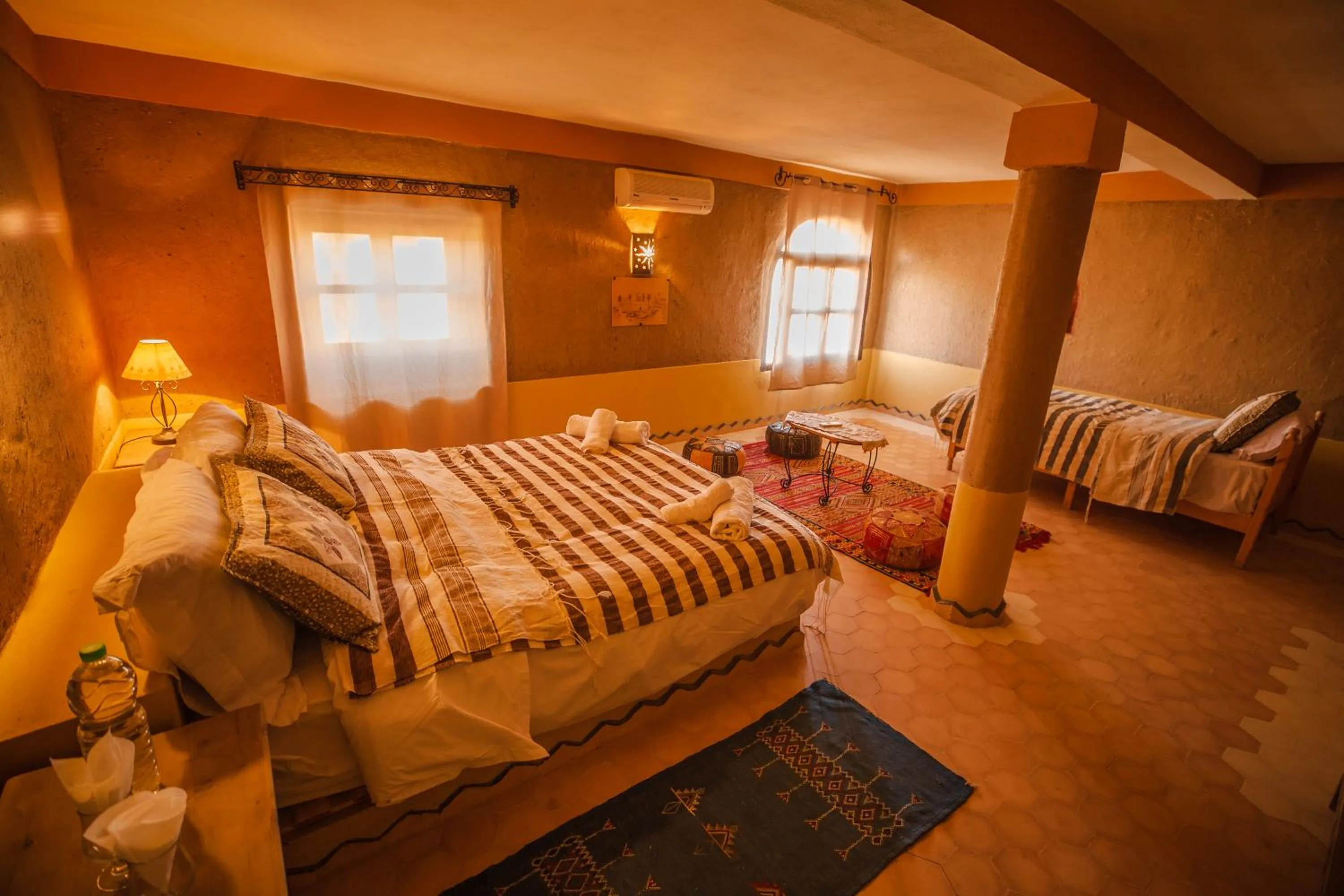 Property building, Bed in Takojt