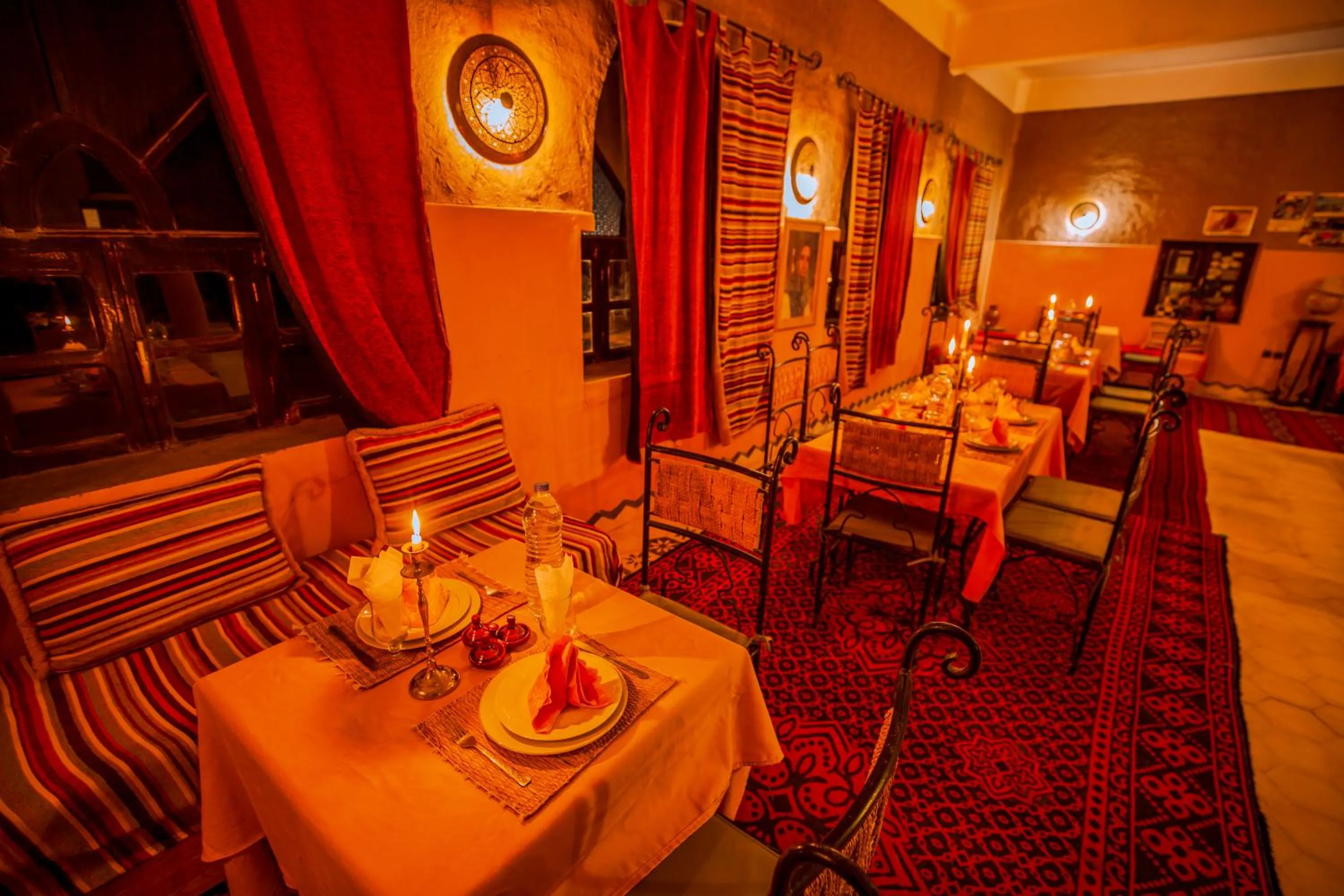 Restaurant/places to eat in Takojt