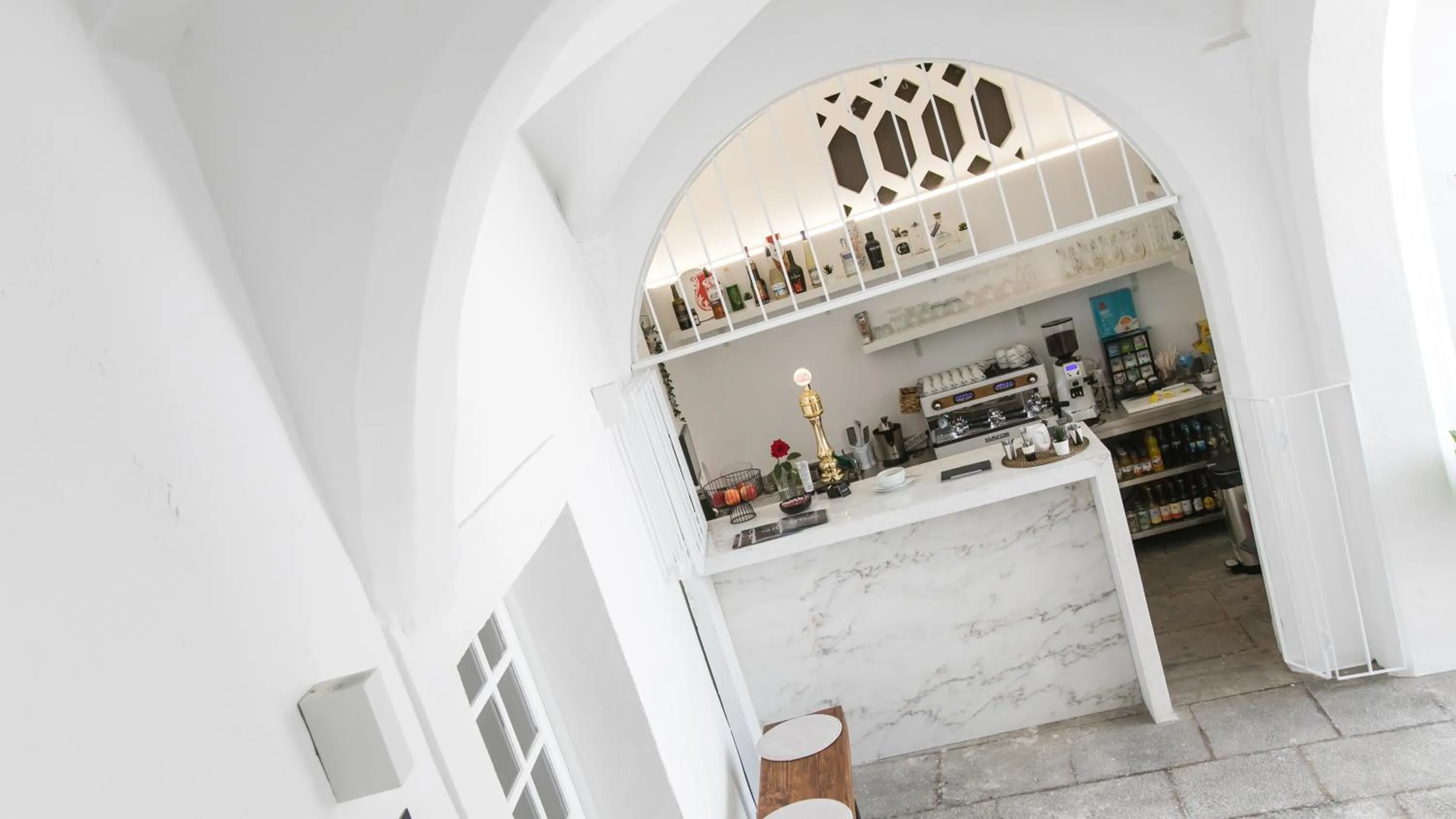 Restaurant/places to eat in Casa Soure Suites and Apartments