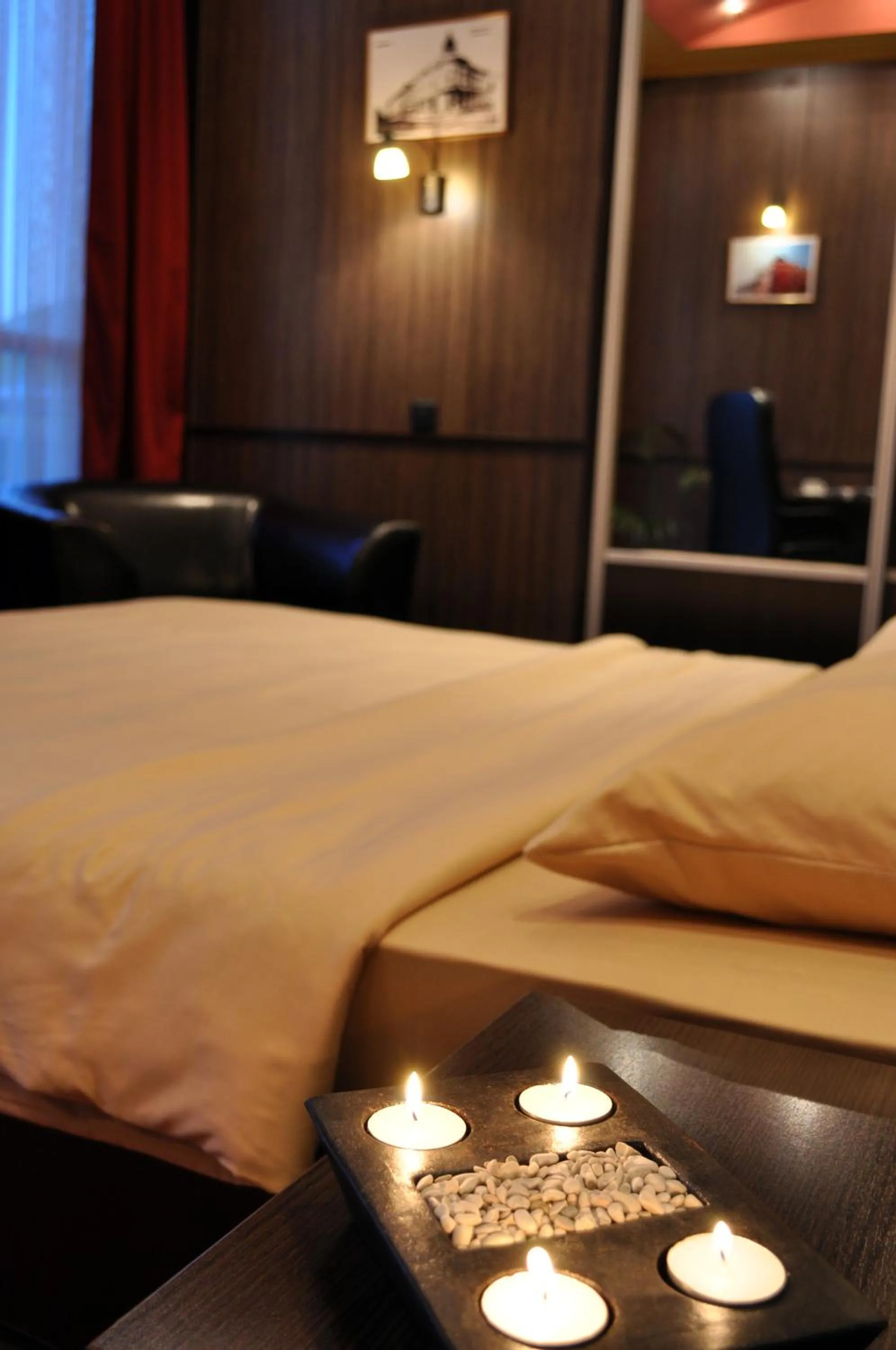 Bedroom, Bed in Hotel Fortuna