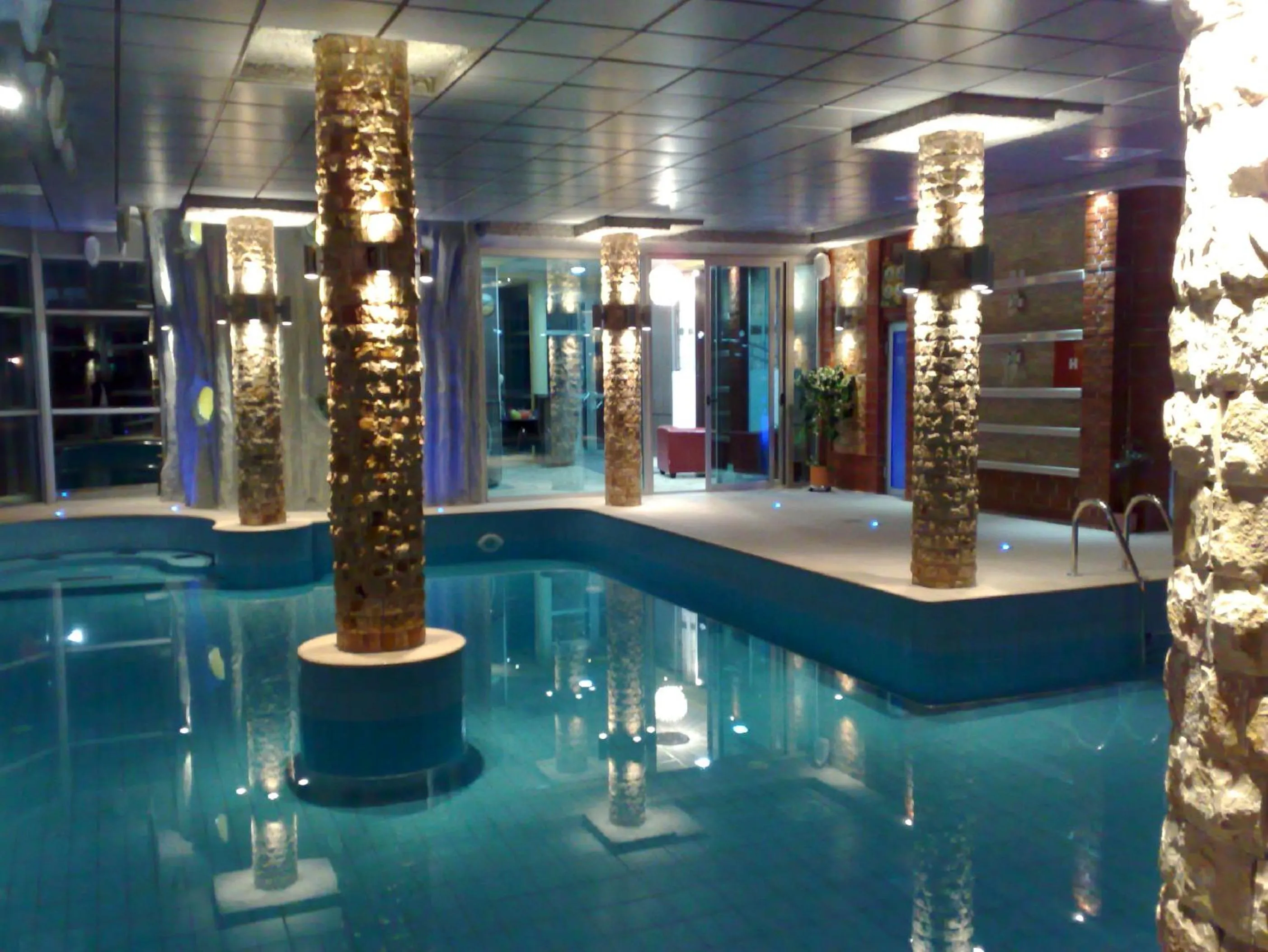 Pool view in Hotel Fortuna