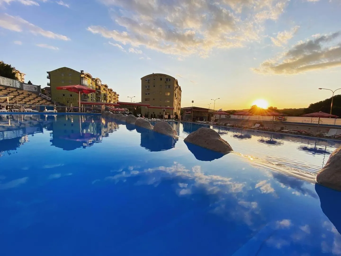 Swimming pool in Hotel Fortuna