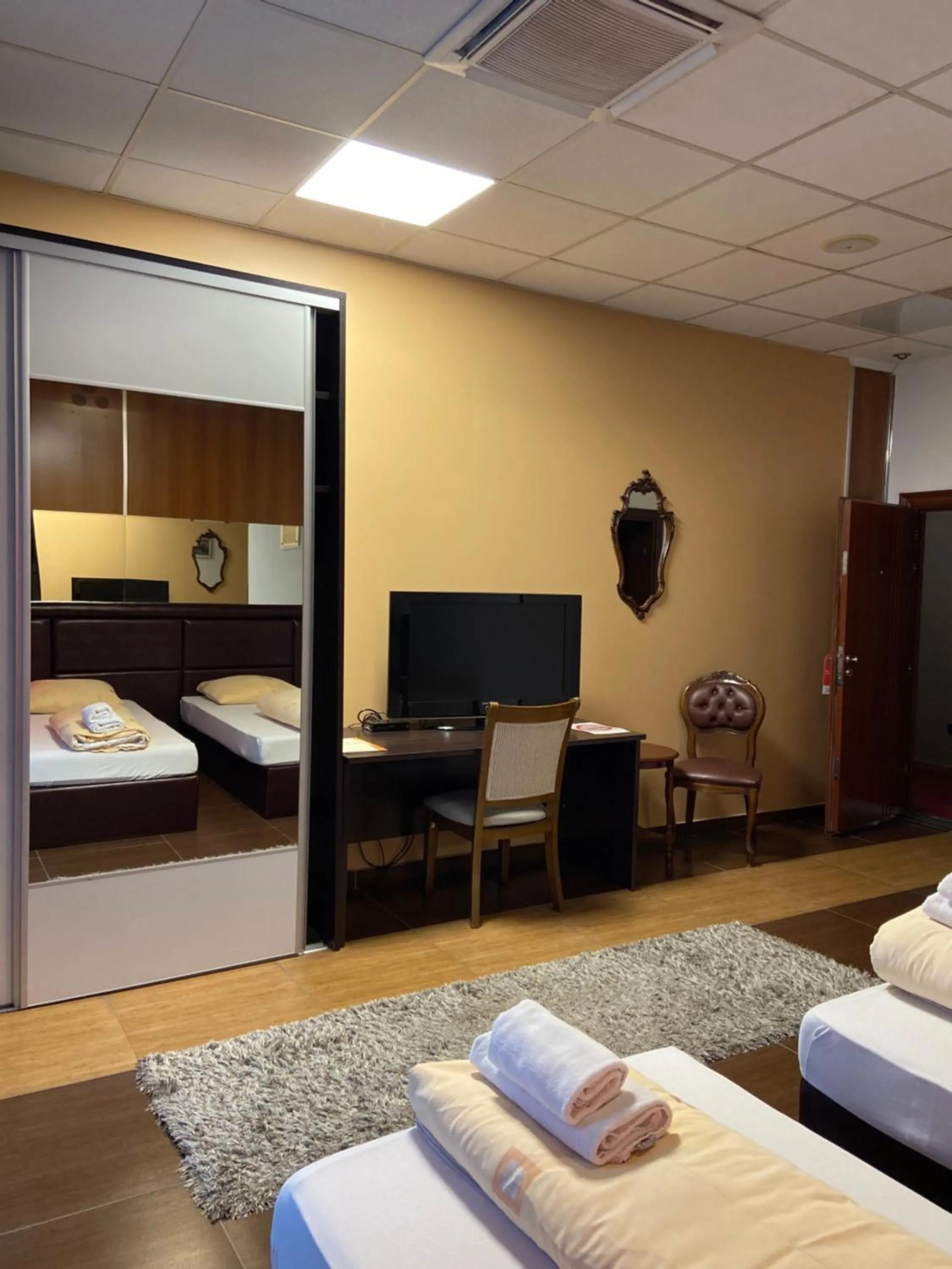 Bed in Hotel Fortuna