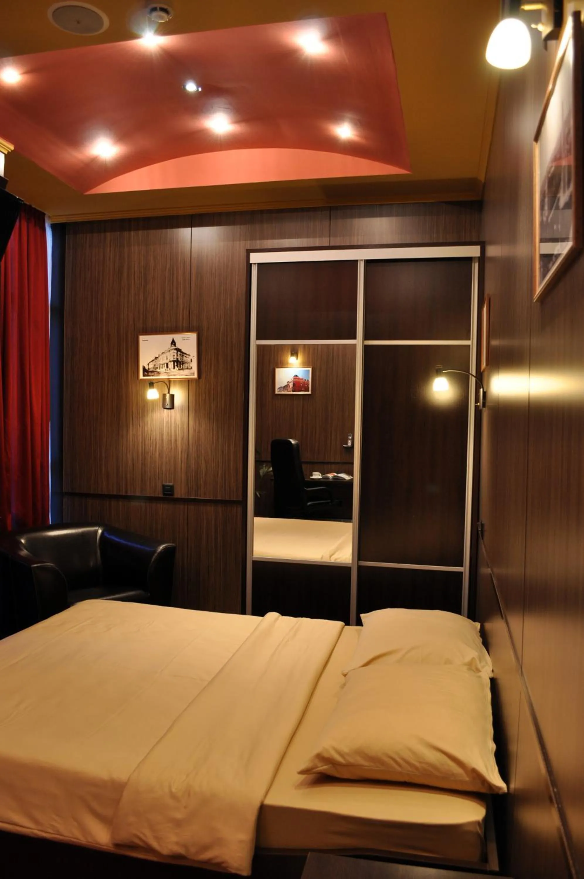 Bed in Hotel Fortuna