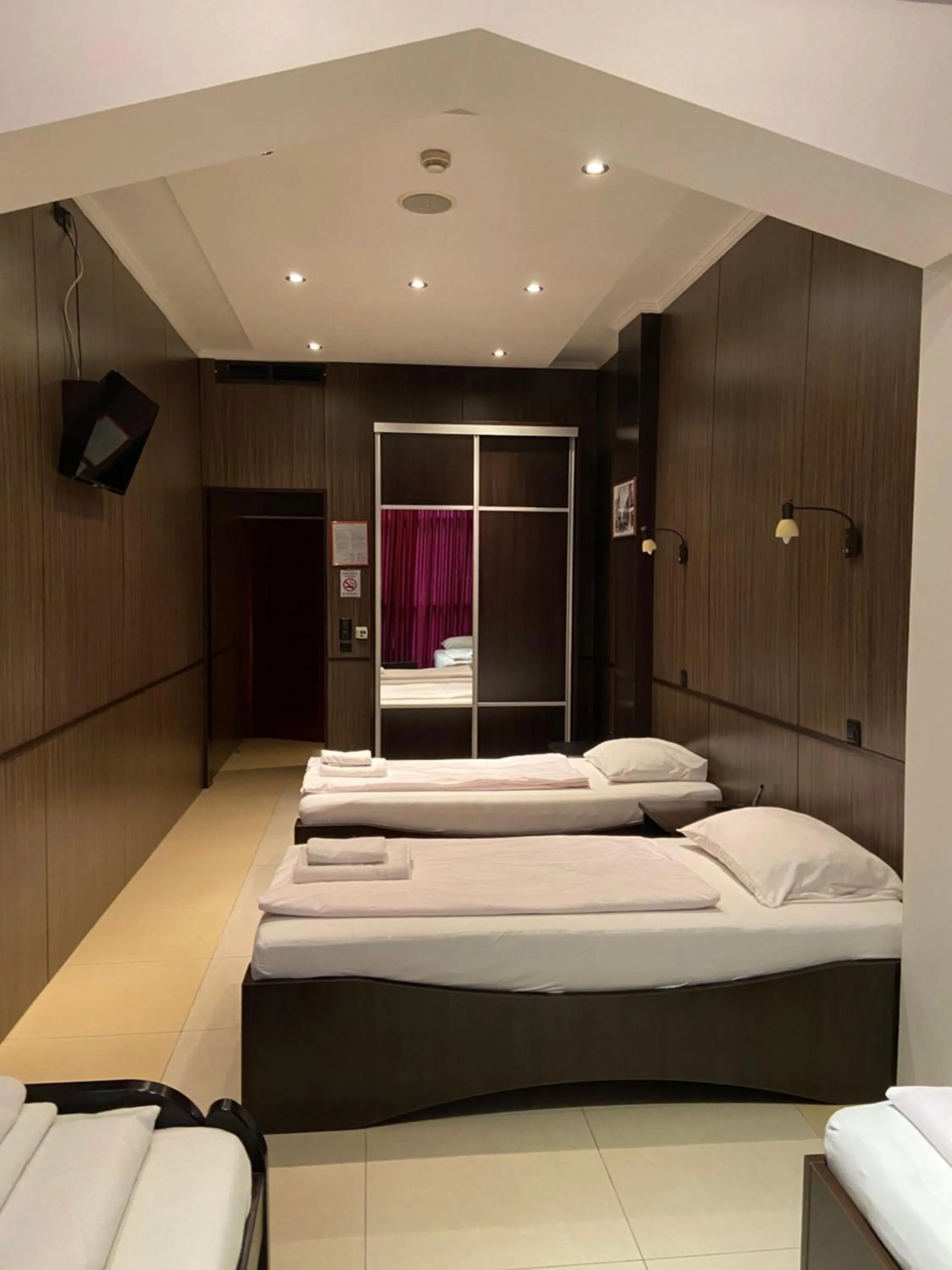 Bed in Hotel Fortuna
