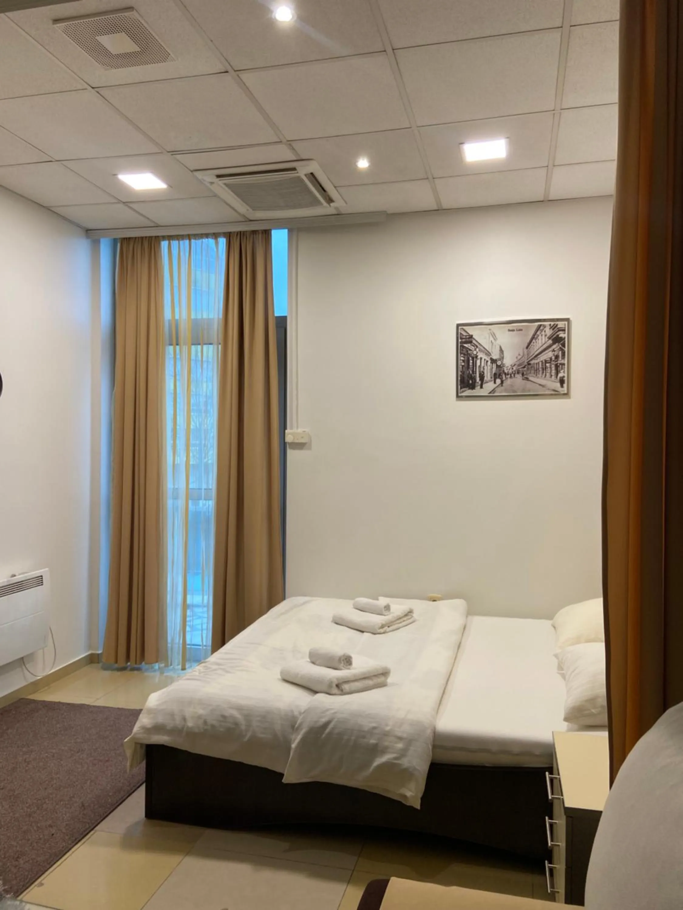 Bed in Hotel Fortuna
