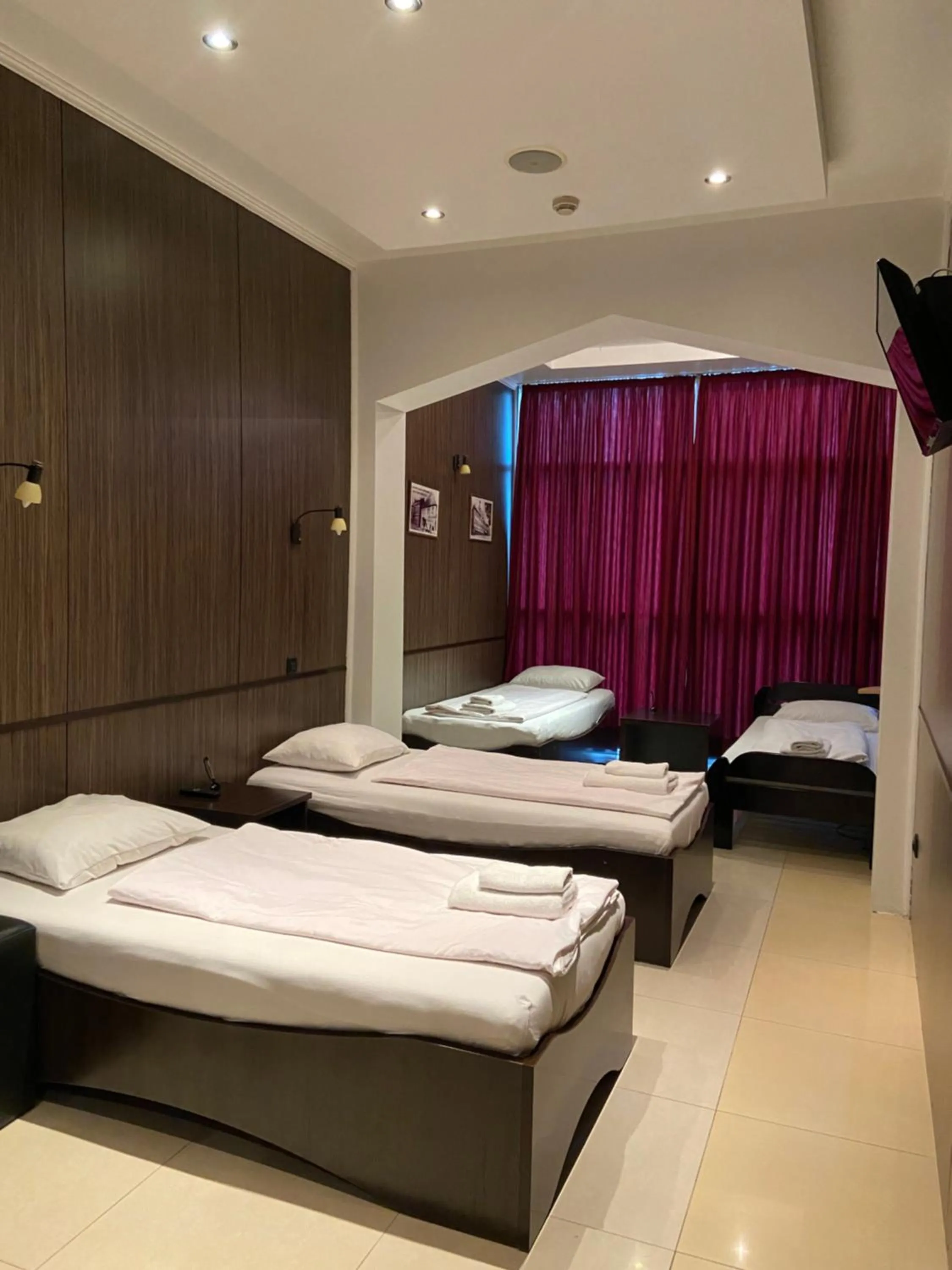 Bed in Hotel Fortuna