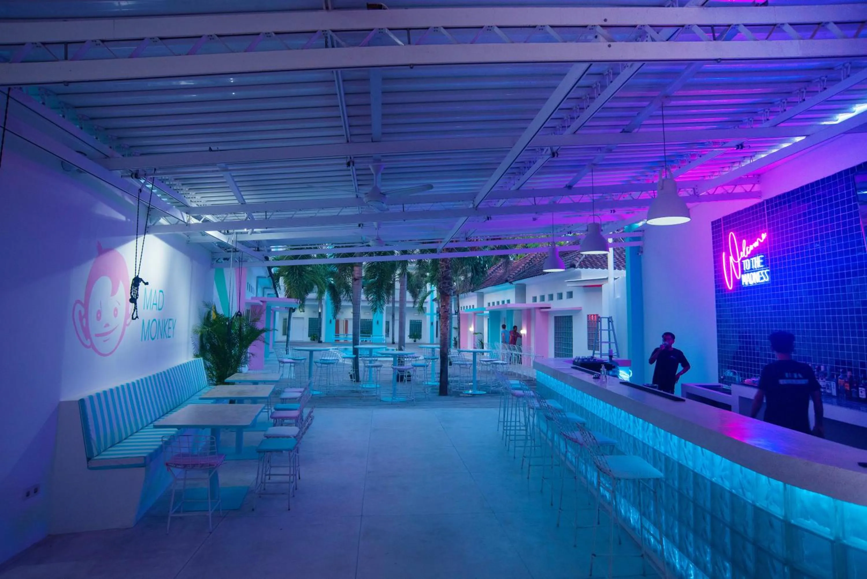 Restaurant/places to eat in Mad Monkey Kuta Lombok