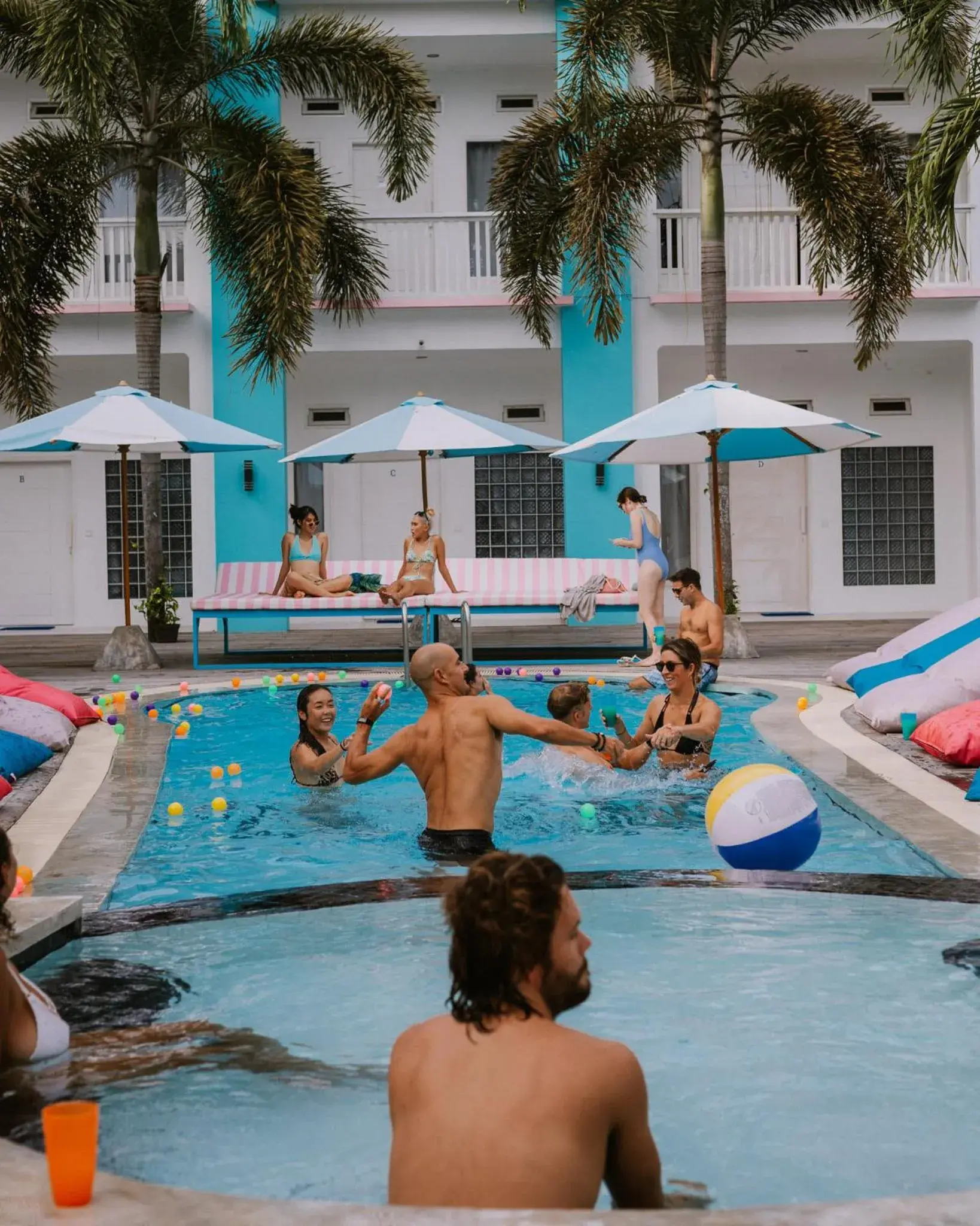 Swimming pool in Mad Monkey Kuta Lombok Swimming pool in Mad Monkey Kuta Lombok