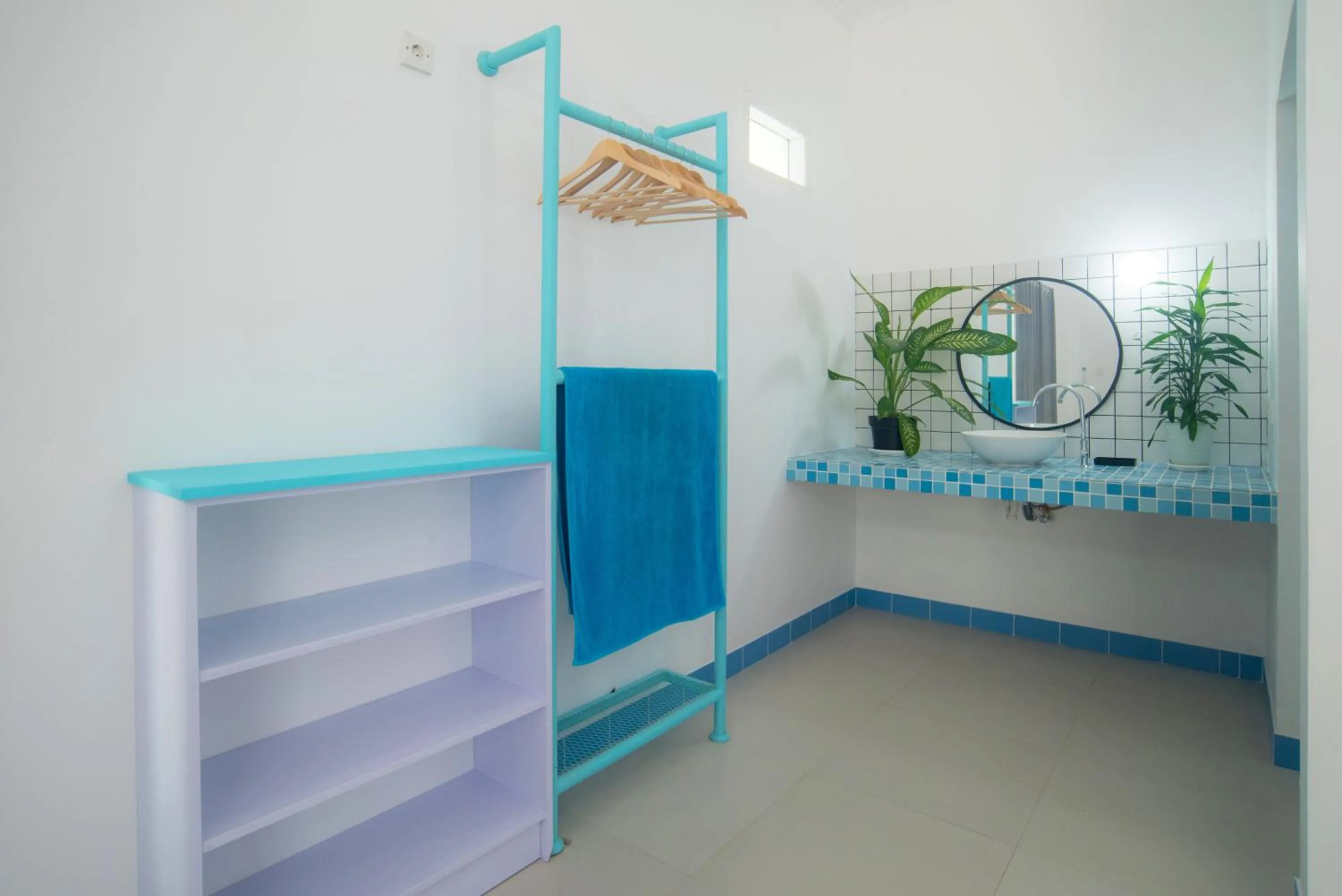 Bathroom in Mad Monkey Kuta Lombok