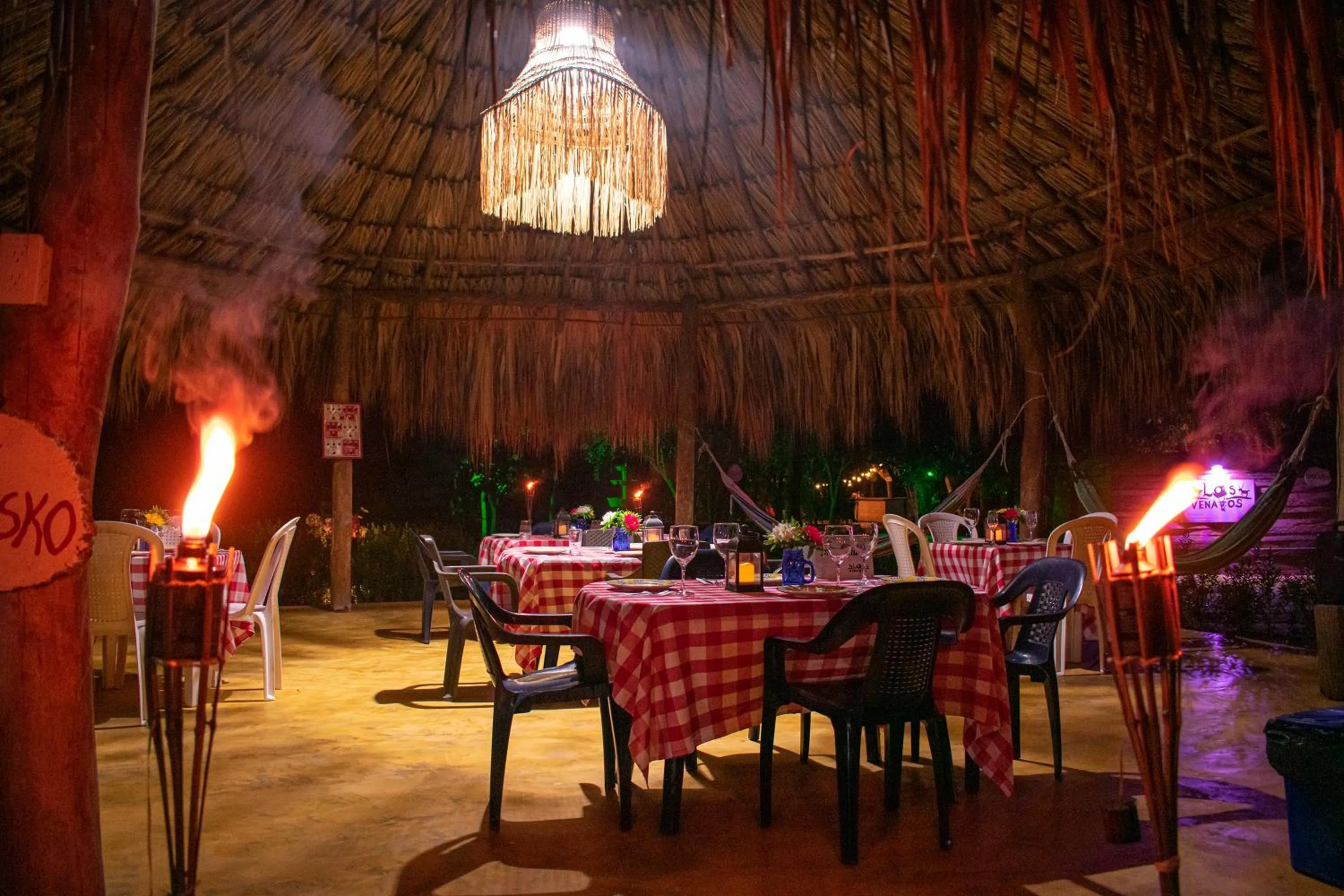 Restaurant/places to eat in Cabañas Los Venaos