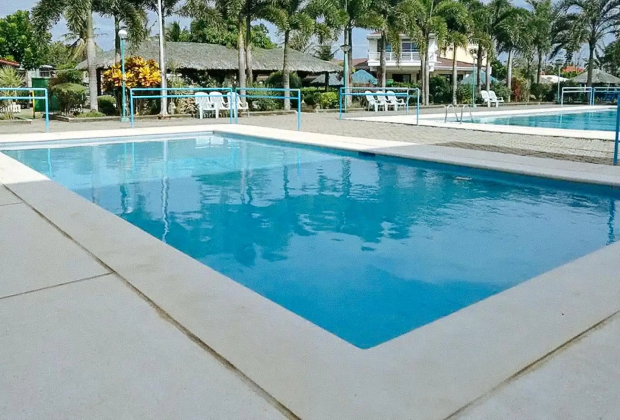 Swimming pool in RedDoorz Plus @ Green Star Park Cagayan
