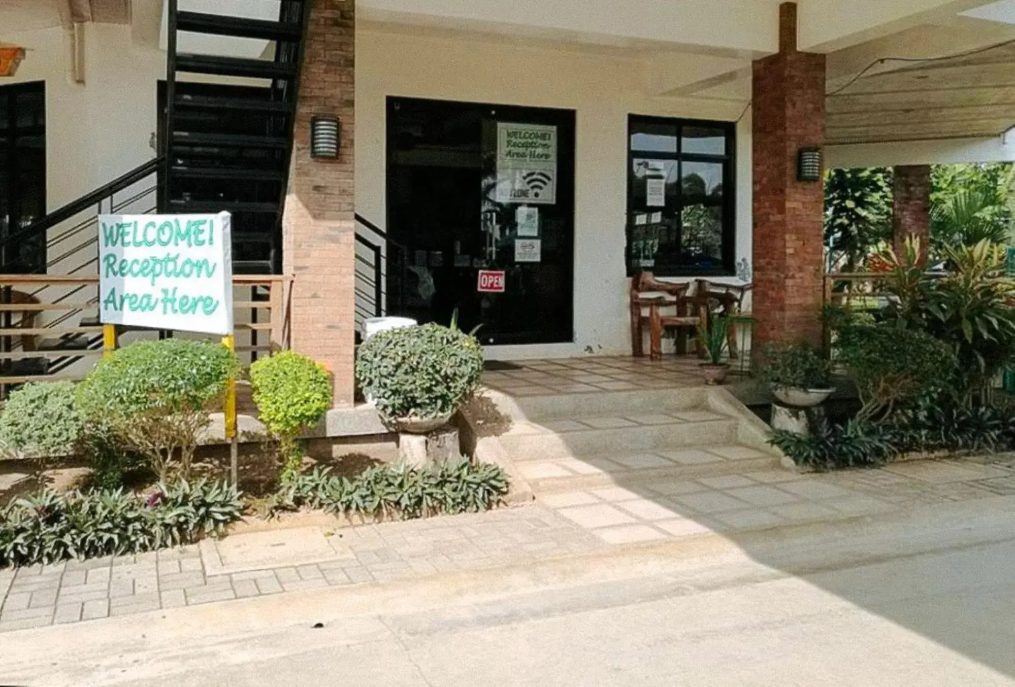 Property building in RedDoorz Plus @ Green Star Park Cagayan Property building in RedDoorz Plus @ Green Star Park Cagayan