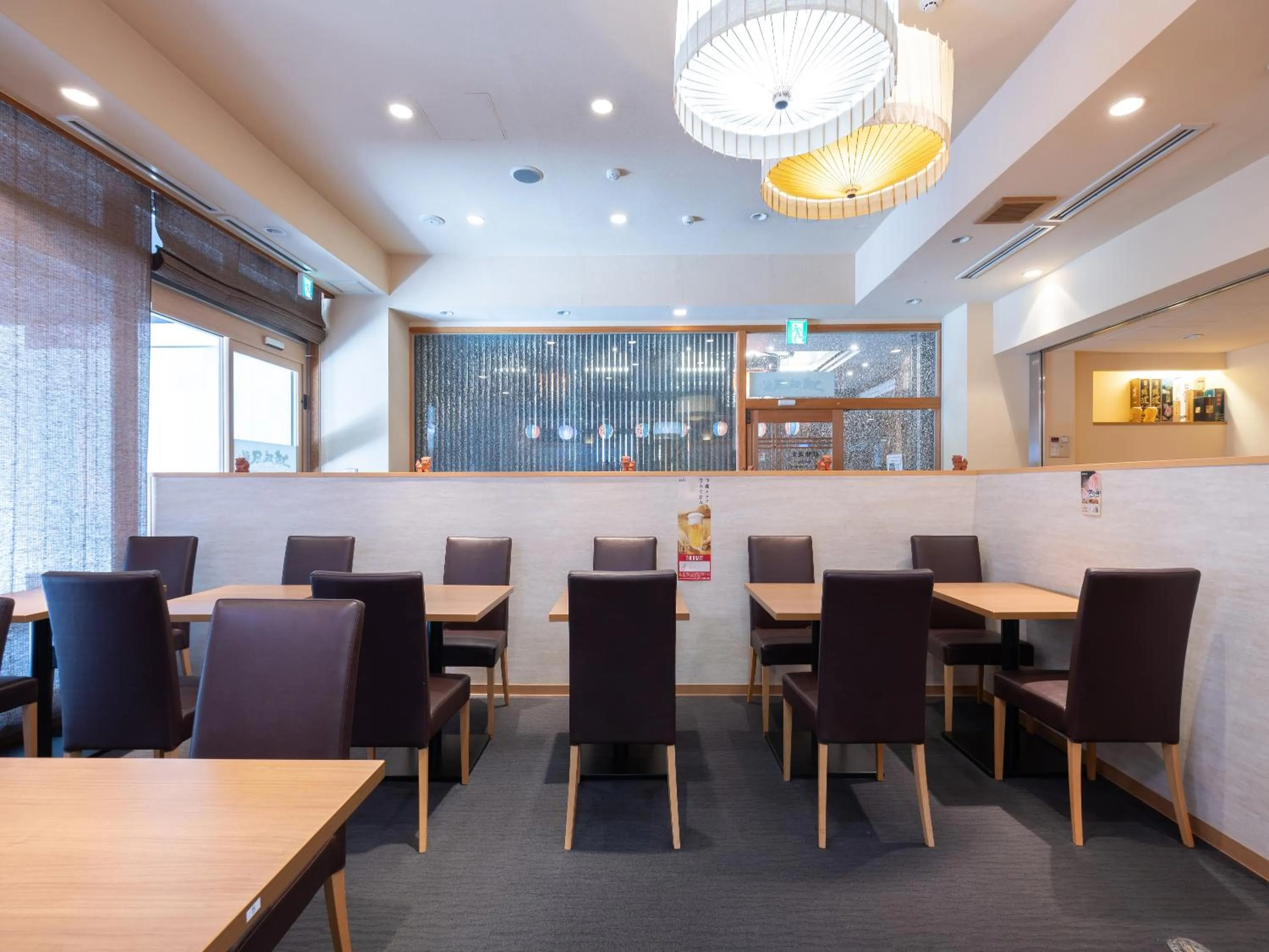 Restaurant/places to eat in APA Hotel Osaka Kadomashi Ekimae