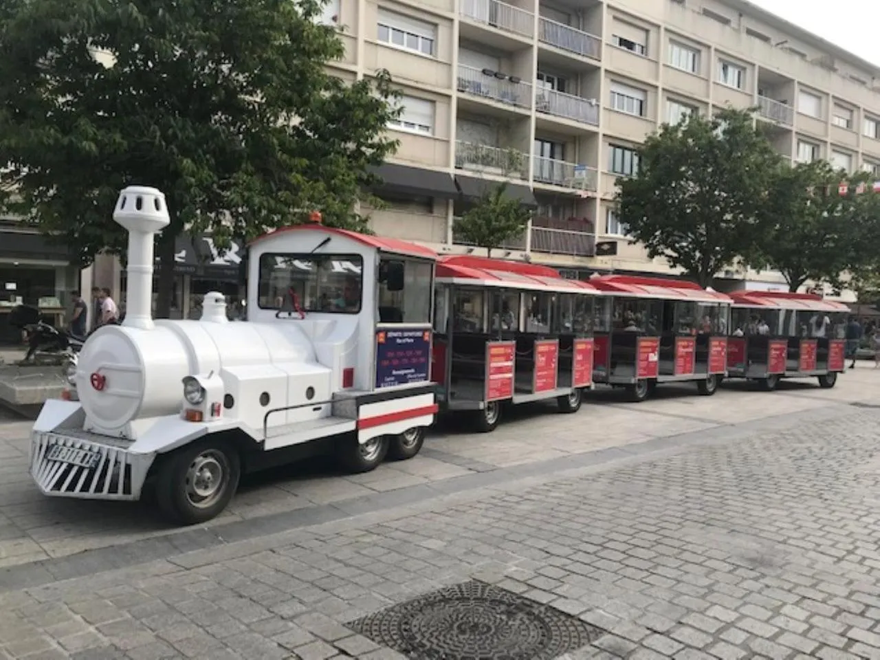 Nearby landmark in Logis Hotel Du Chateau