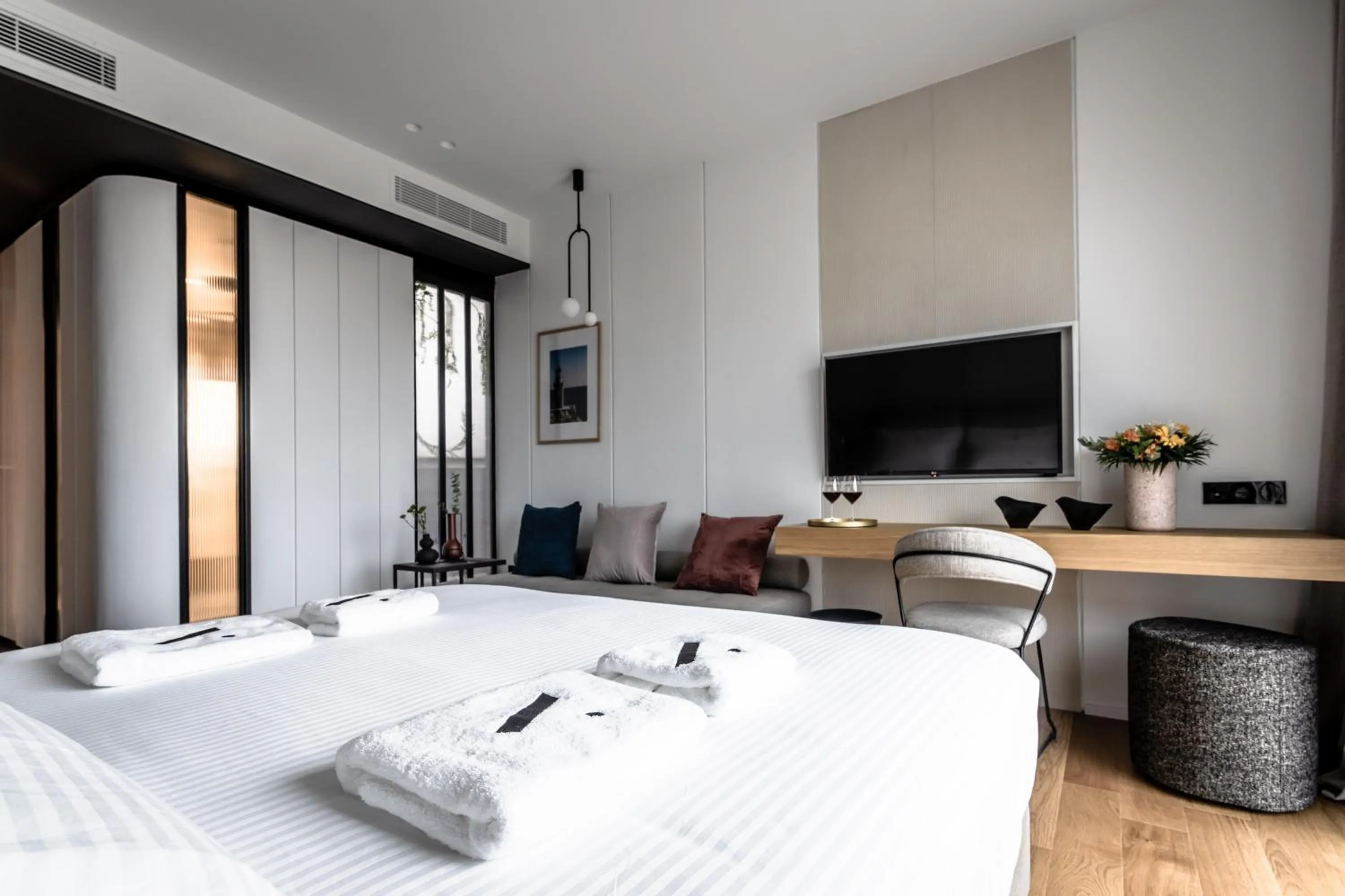 Bed in Athinaion Recreation Suites