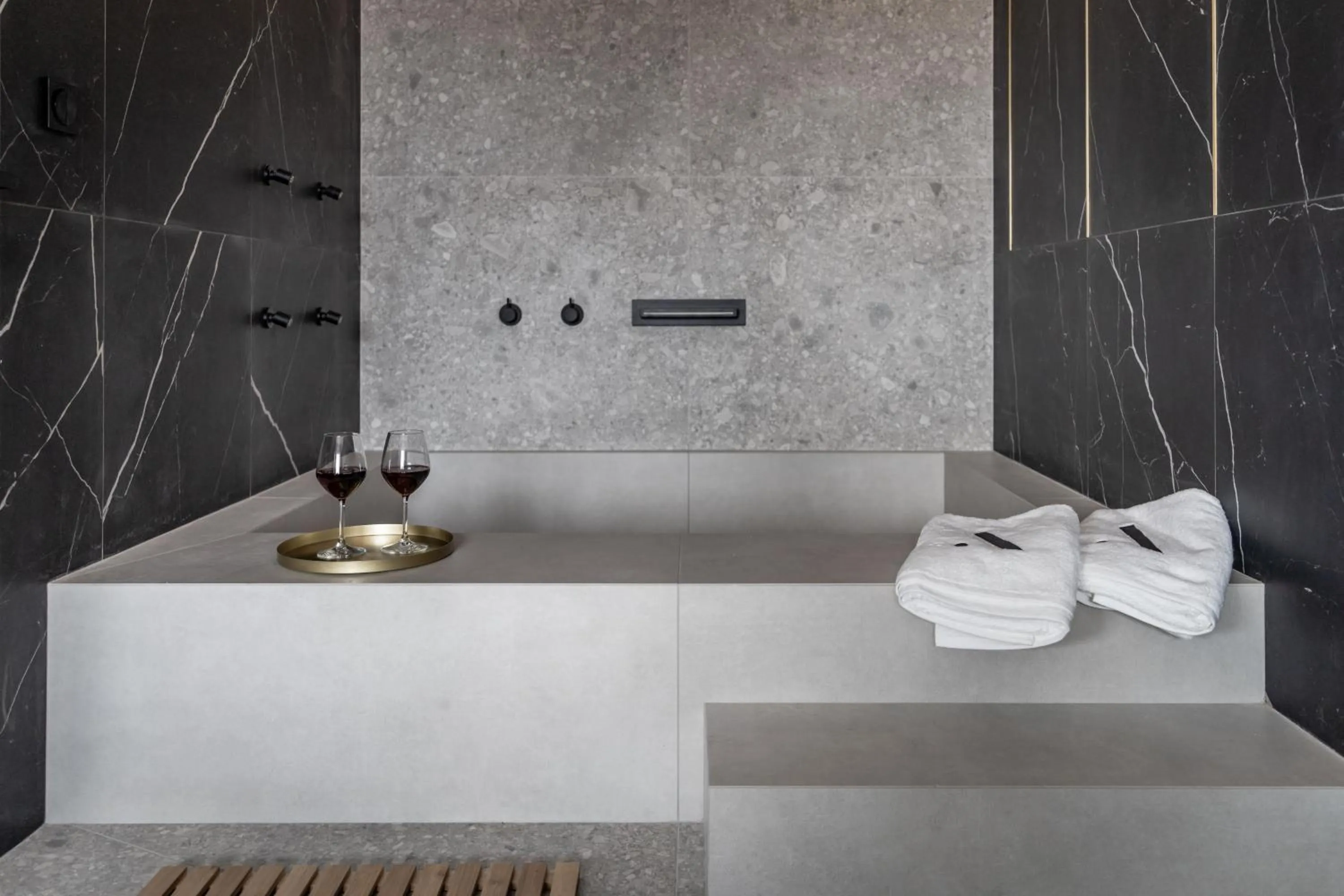 Athinaion Recreation Suites