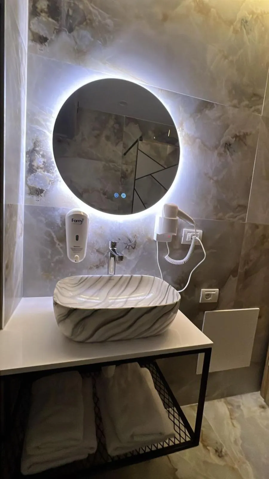 Bed in Hotel Arberia