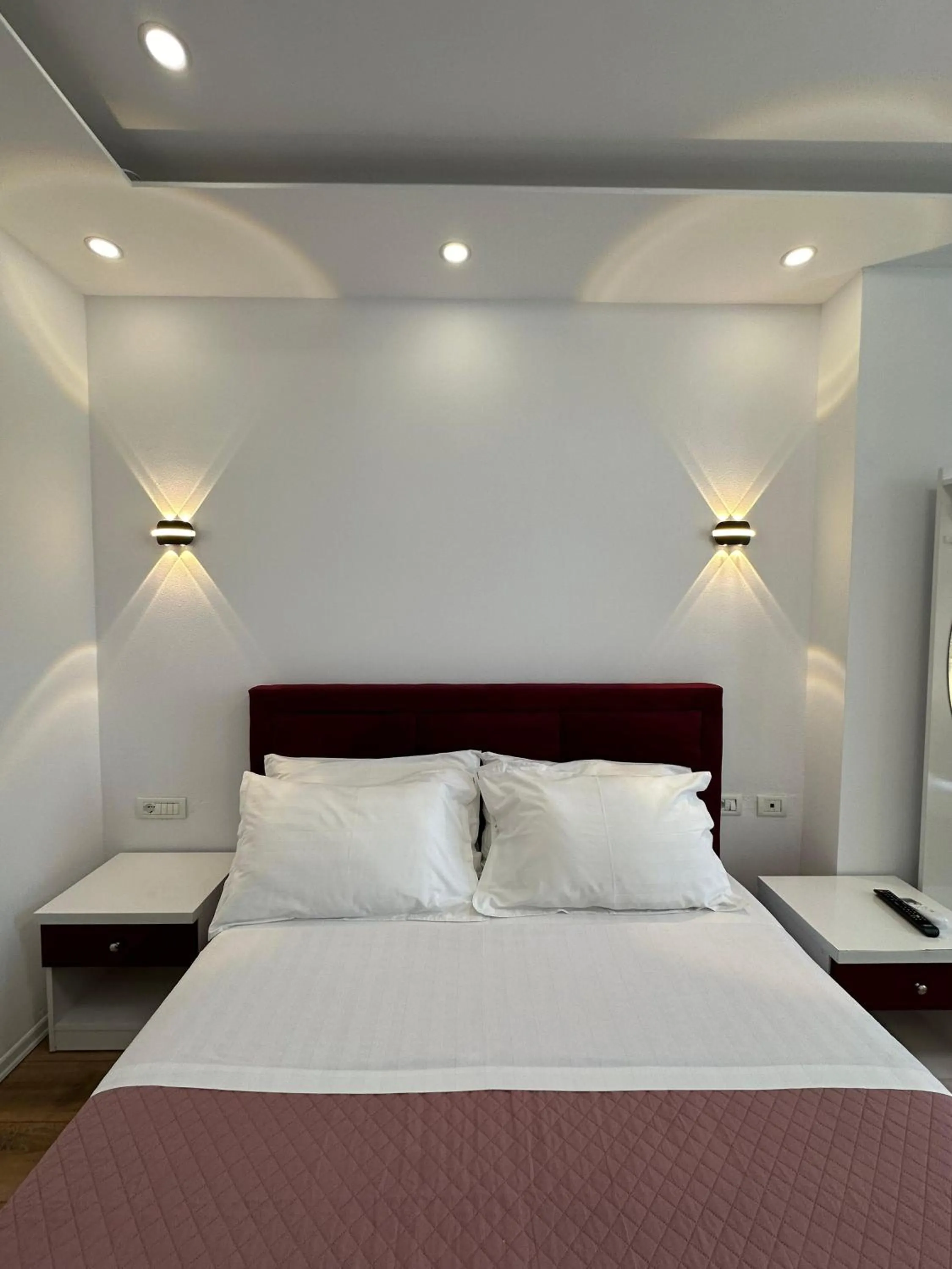 Bed in Hotel Arberia