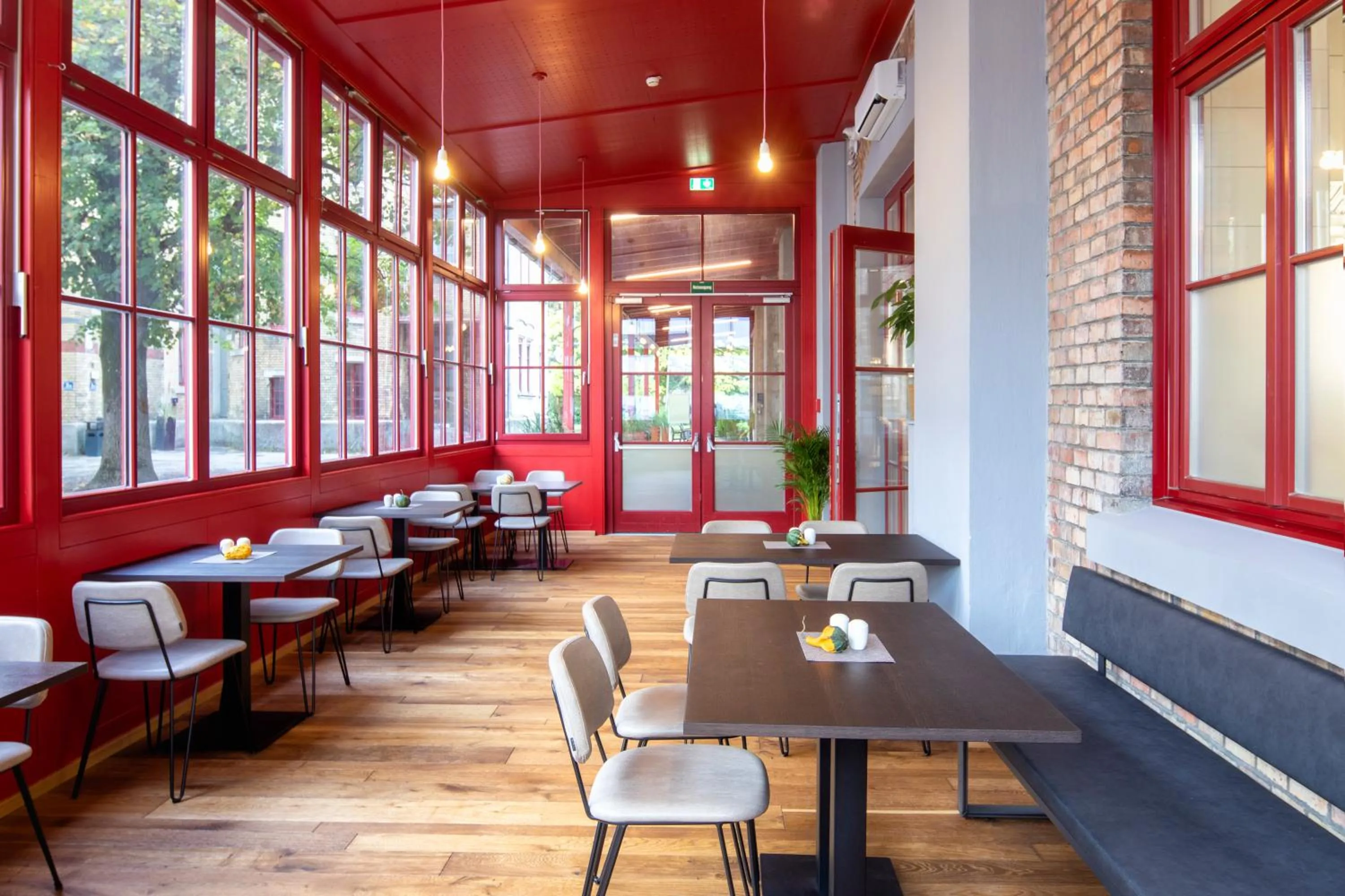 Restaurant/places to eat in JUFA Hotel Bregenz