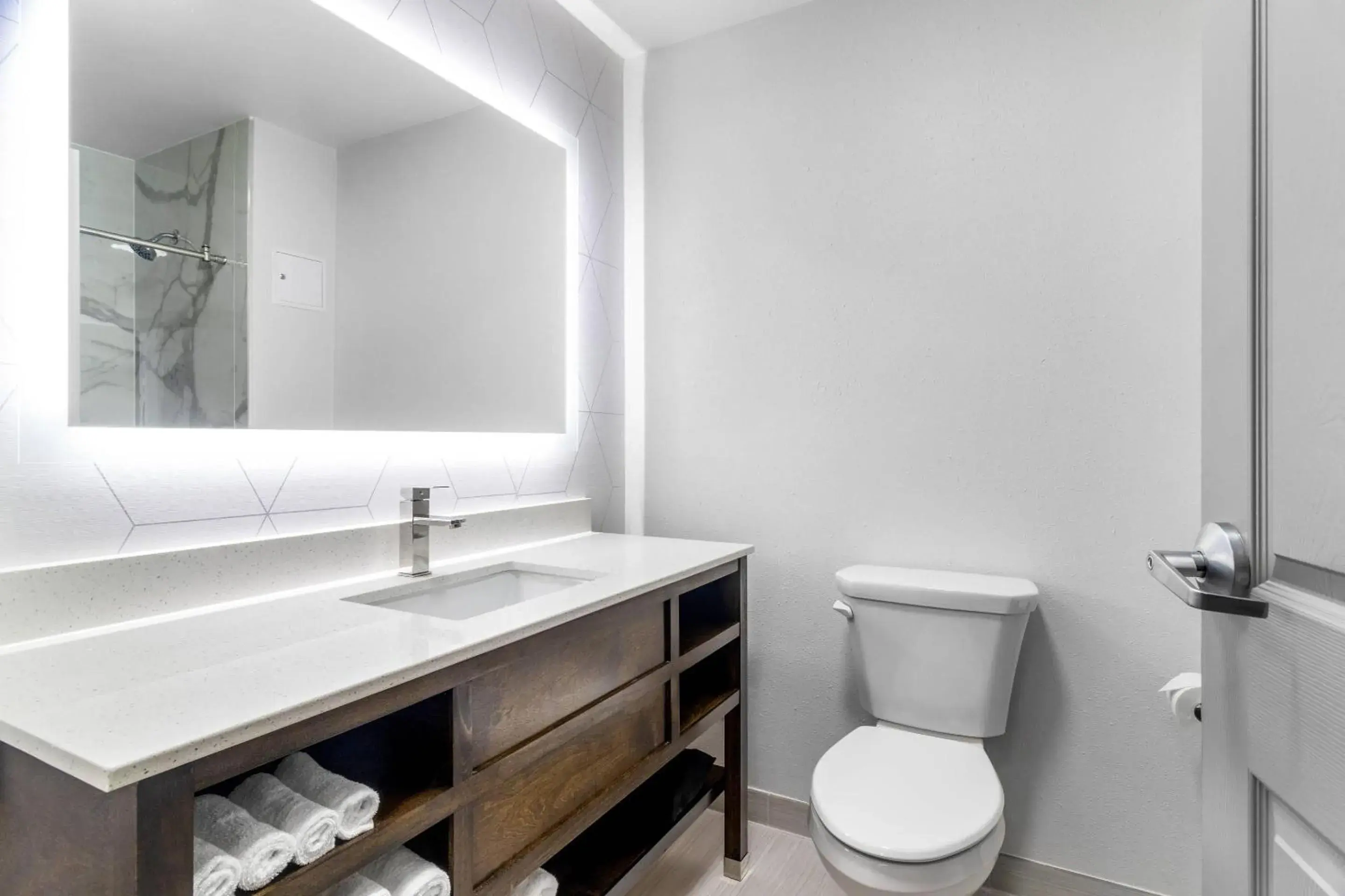 Bedroom in Comfort Suites Bedroom in Comfort Suites