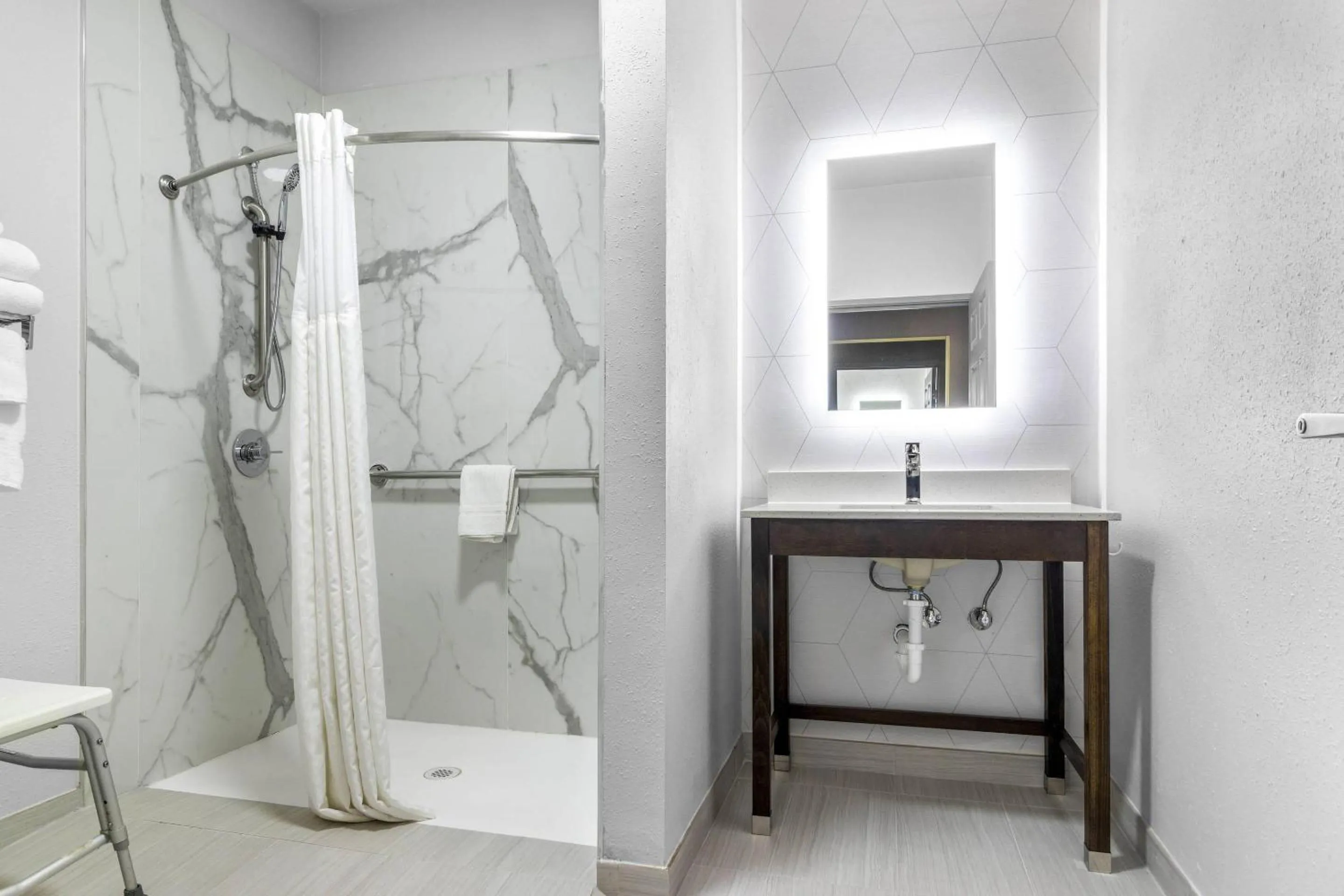 Bedroom in Comfort Suites