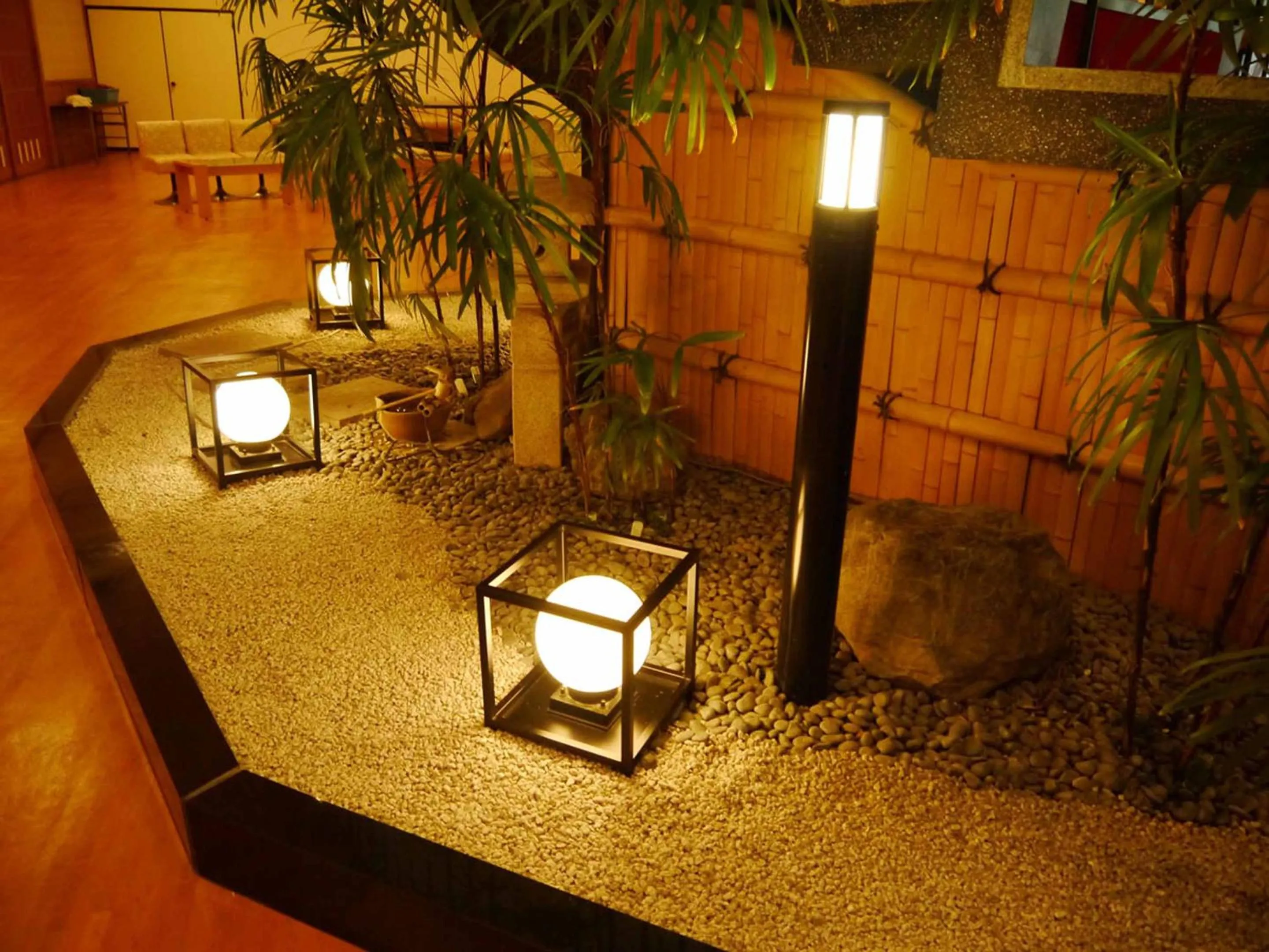 Area and facilities in Itaniya