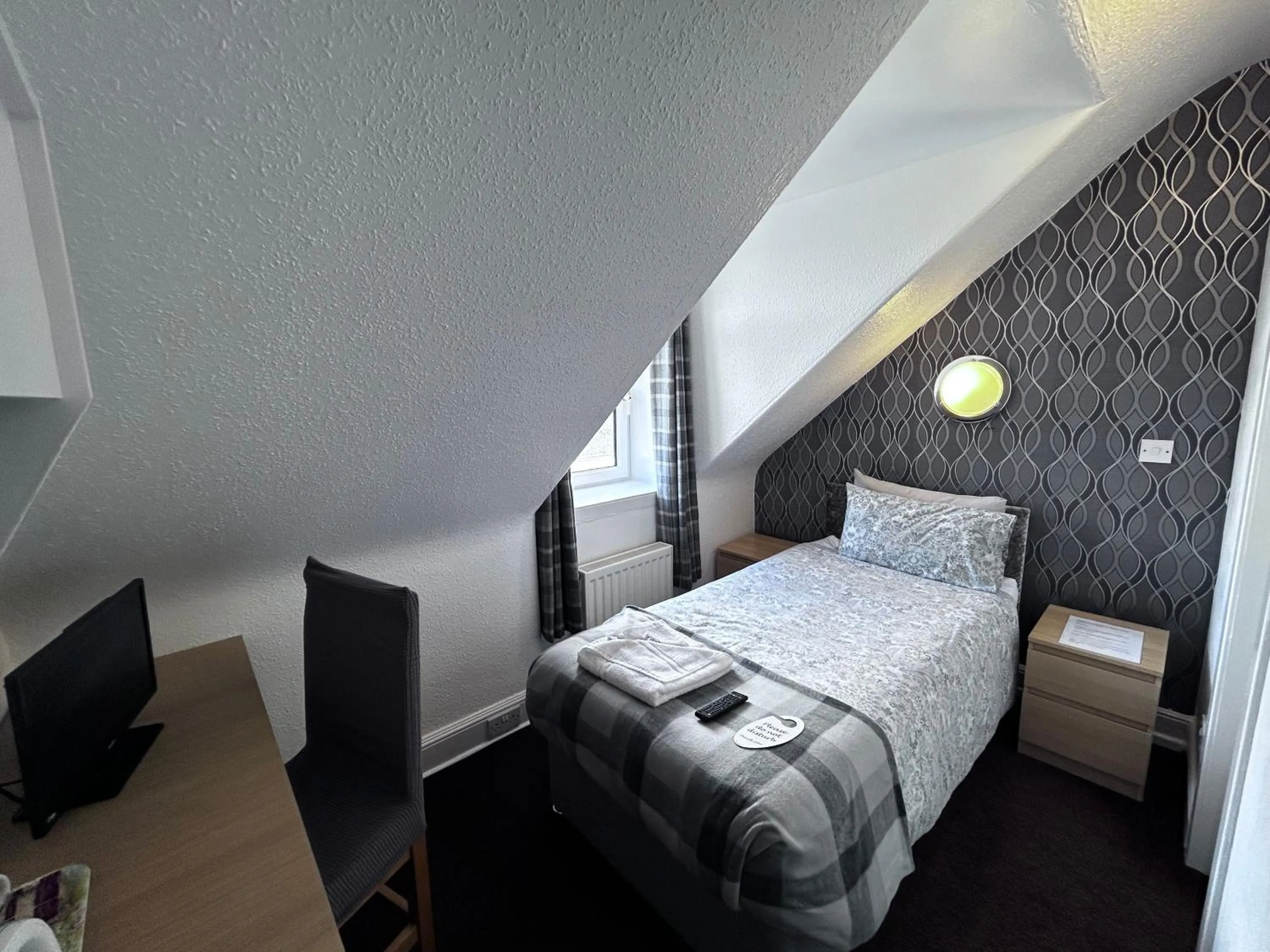 Bed in DunMoore Guesthouse