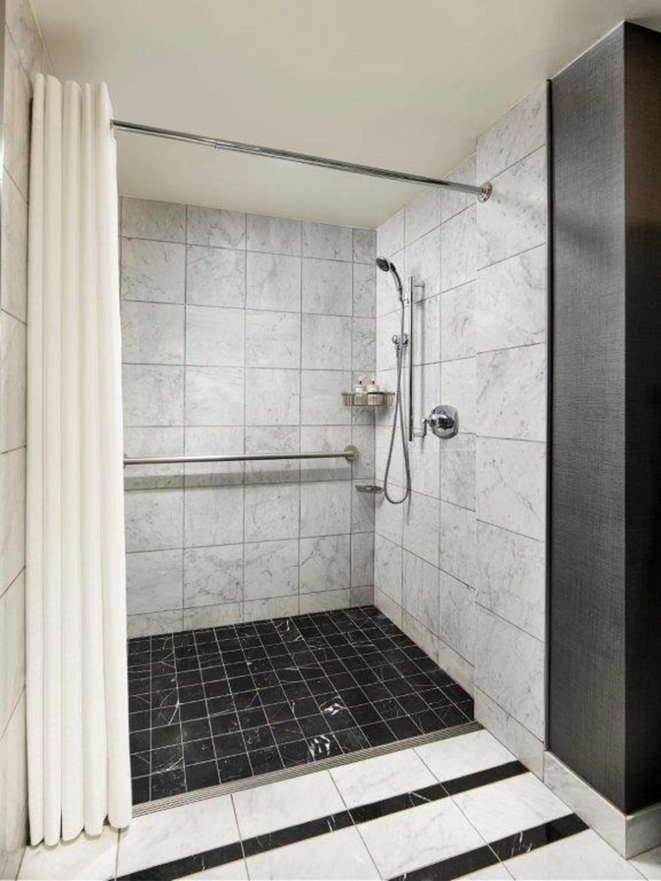 Photo of the whole room in Viceroy Washington DC