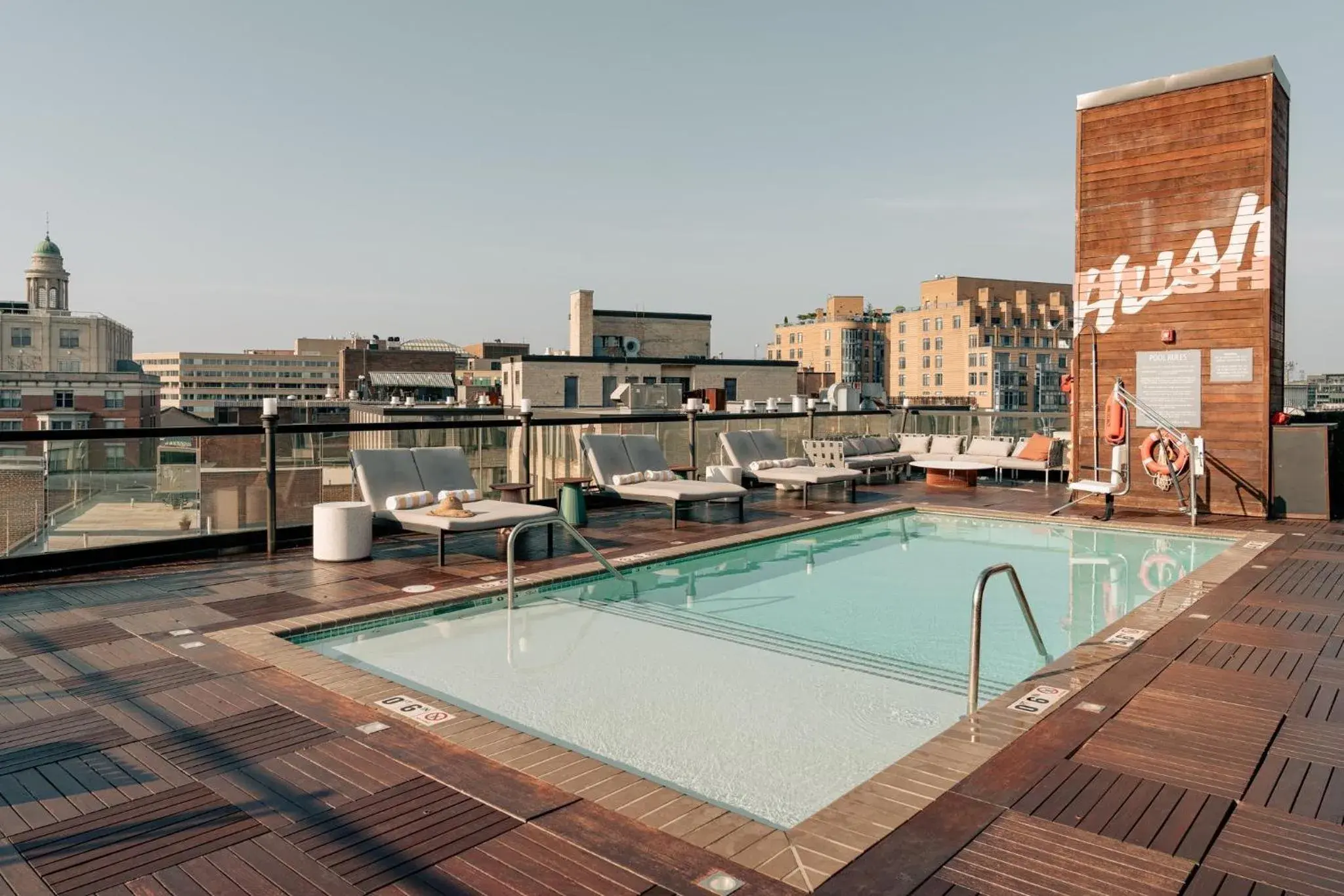 Swimming pool in Viceroy Washington DC Swimming pool in Viceroy Washington DC