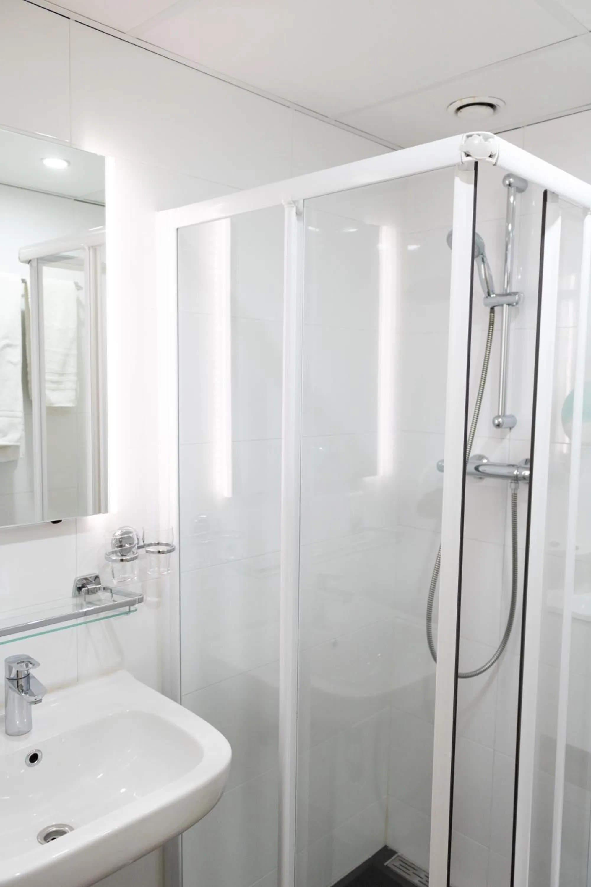 Shower in Hotel Doria